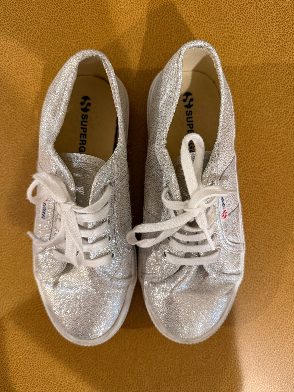 #87 Superga size 33/2 girls sparkly silver sneakers VGUC