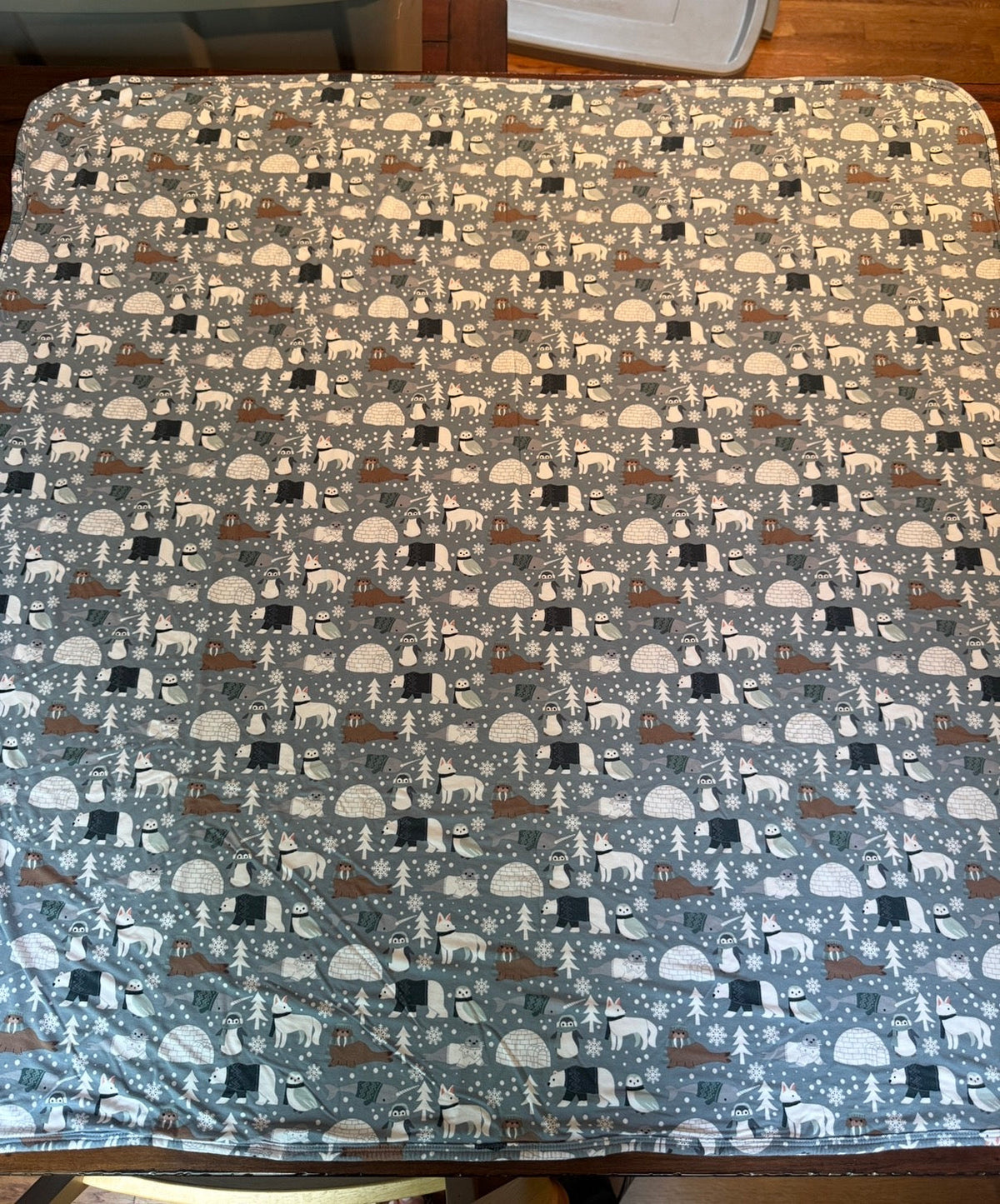 #51 Emerson and Friends Bamboo Cloud Blanket Arctic Animals