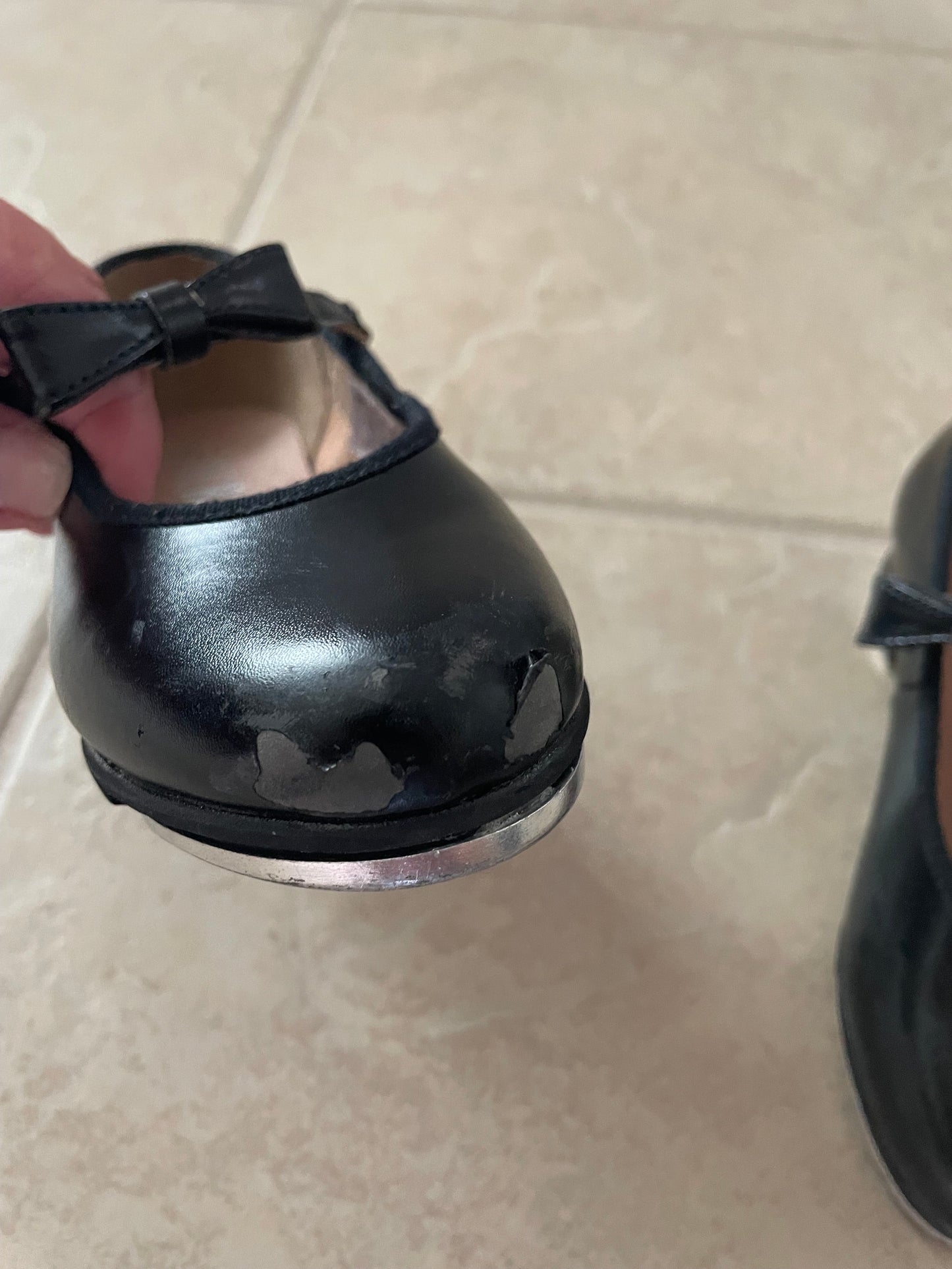 Seller 10- Bloch toddler size 11 tap shoes