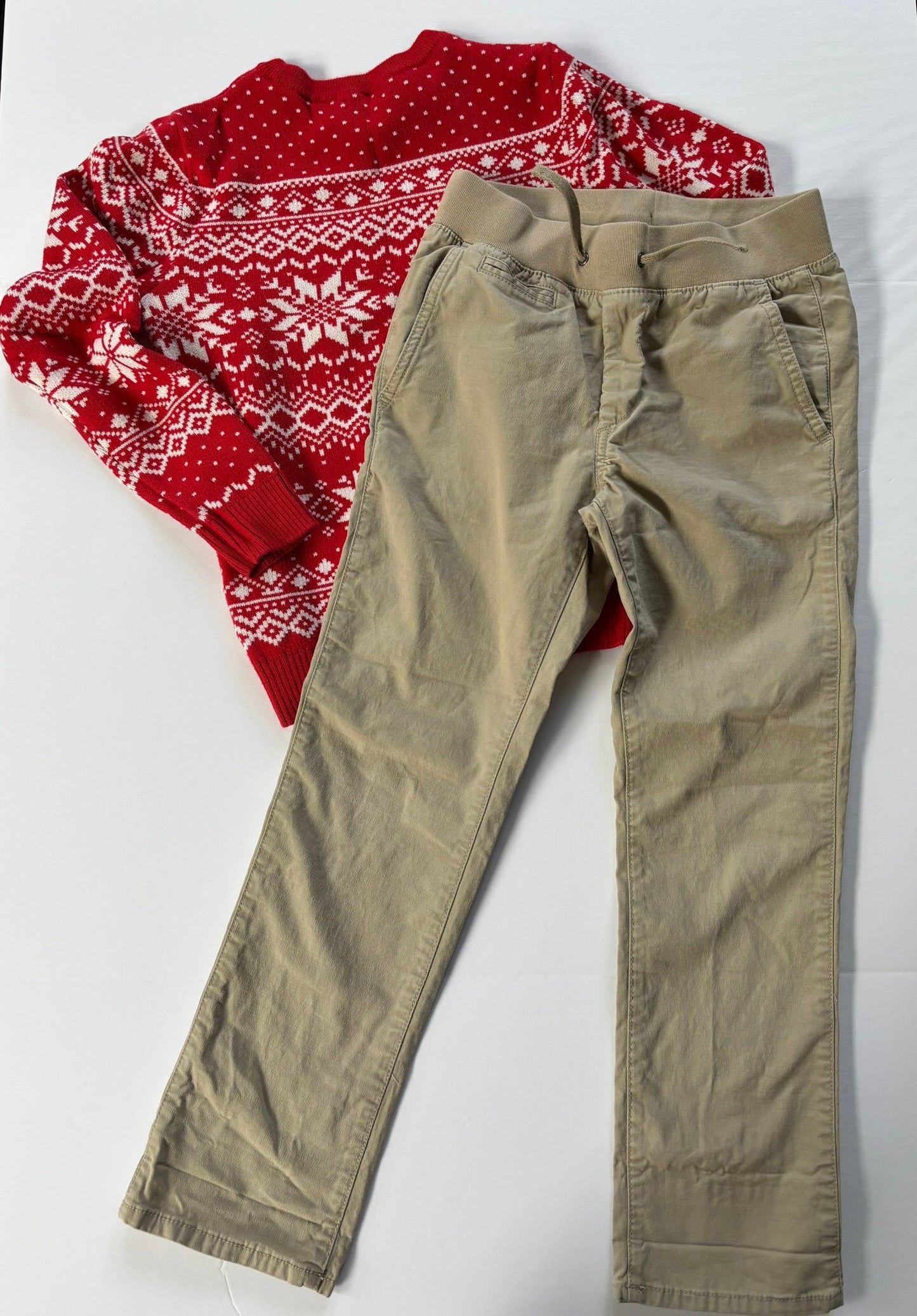 #101 Fair Isle Red Snowflake Sweater Khaki Pants Boys Size Medium/8