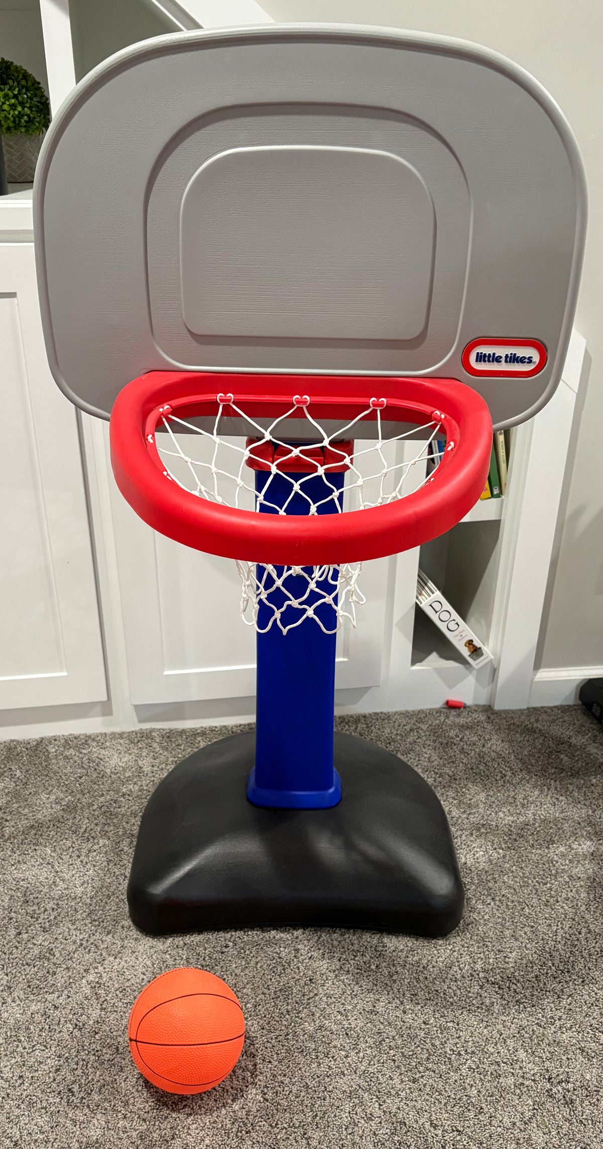 #25 Little Tikes adjustable basketball hoop - has only been used inside