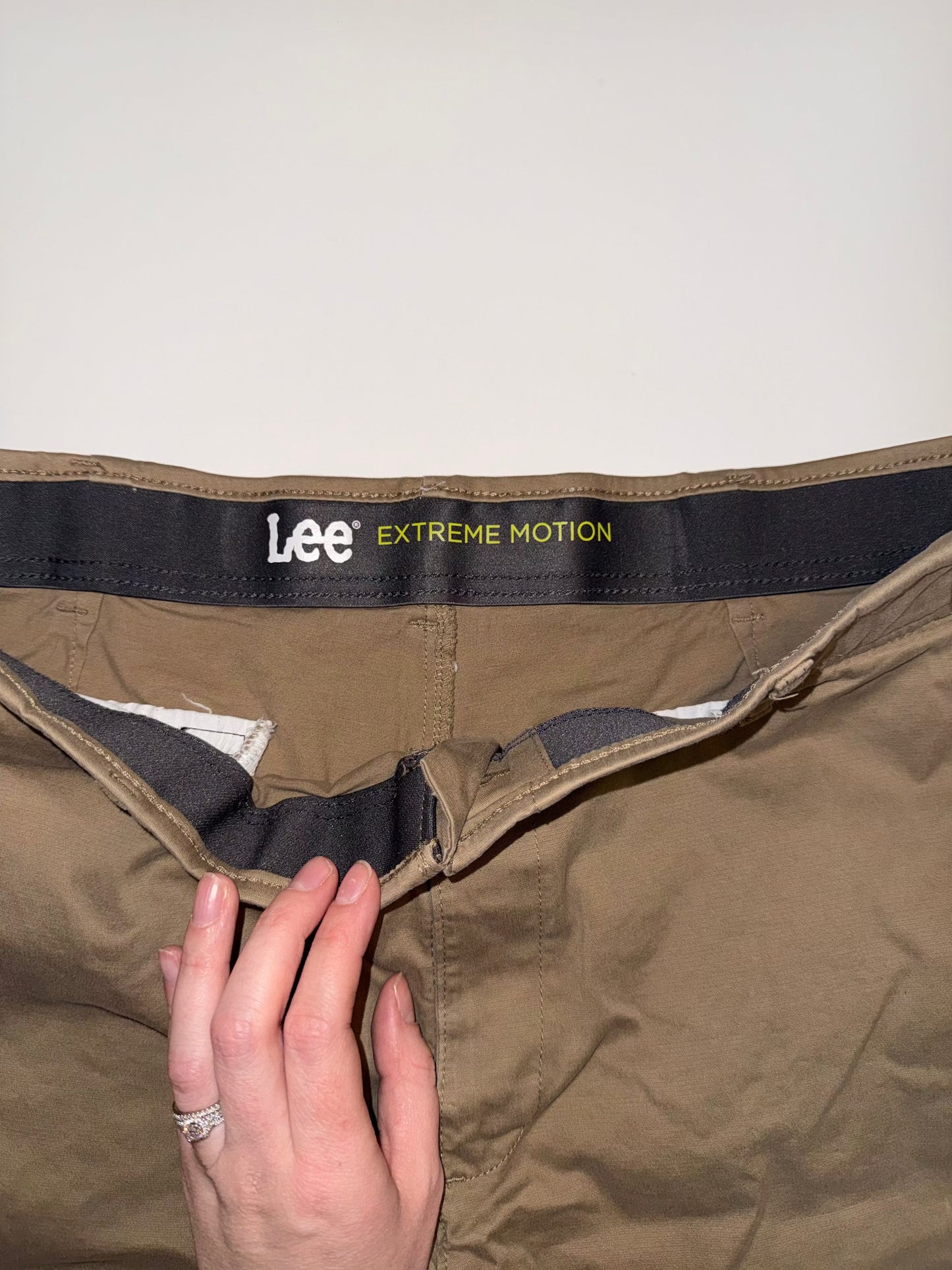 #106: REDUCED Mens 38 Lees Khaki Shorts (1 of 2)