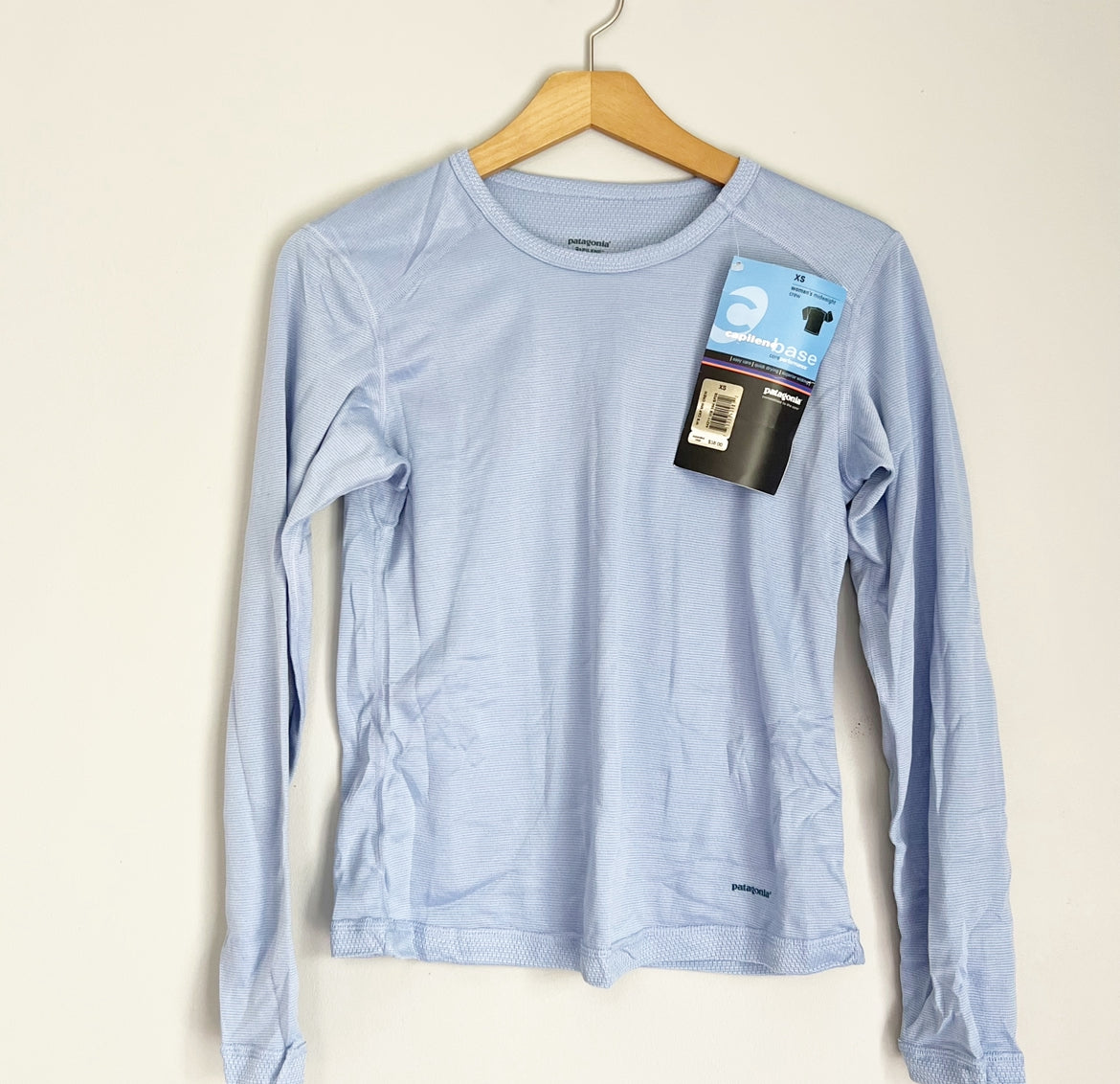 Seller 196 Patagonia capeline top women’s XS