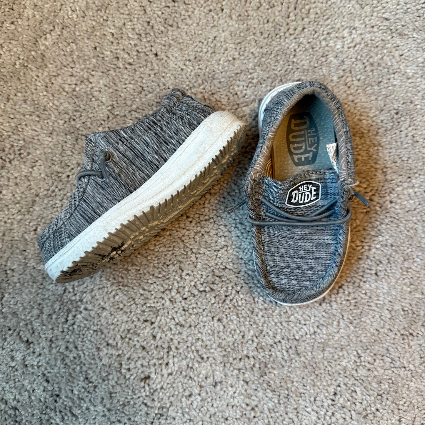 #139 Size 7 Kids Hey Dude Grey Shoes