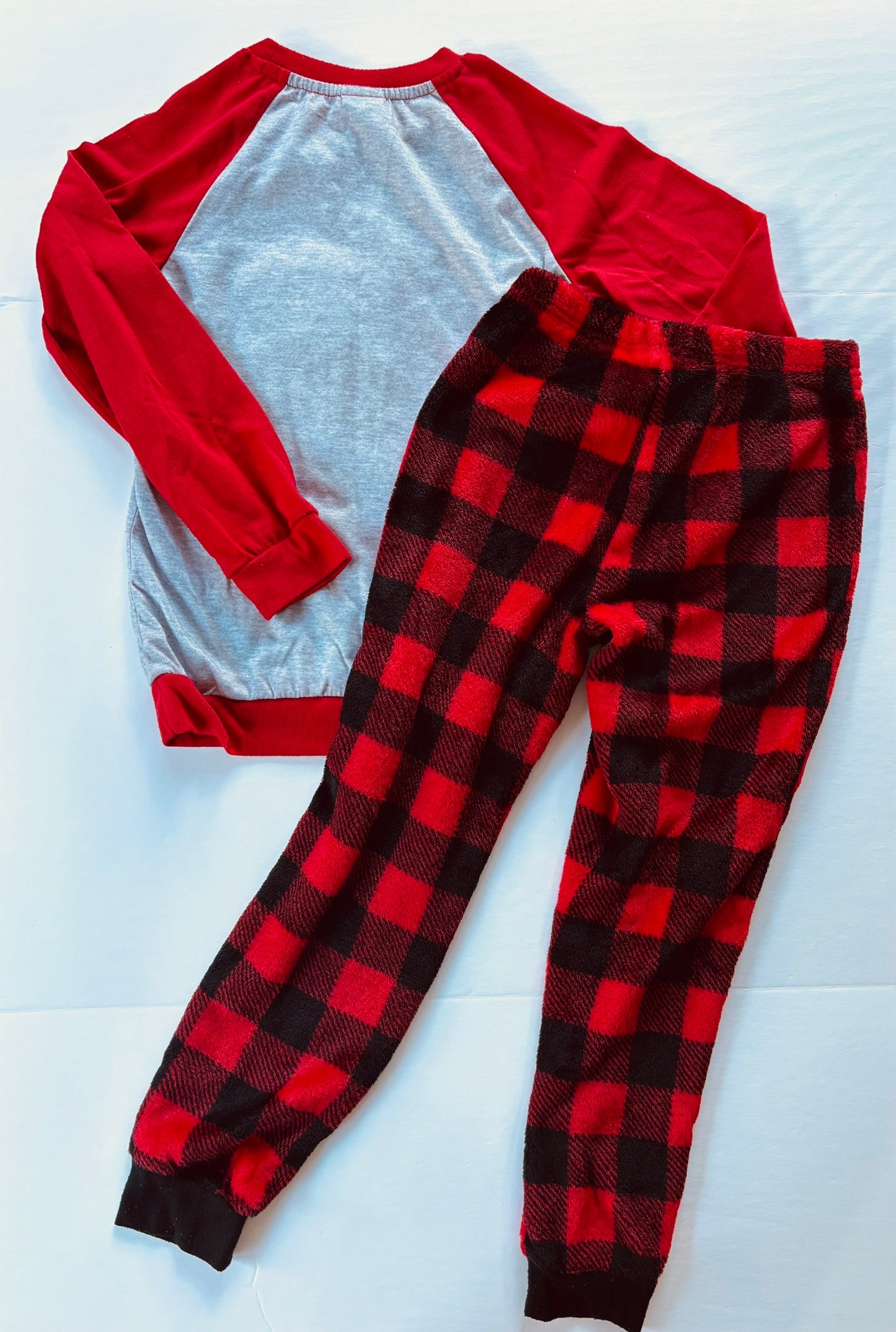 #101 Jellifish Kids Buffalo Plaid Moose Fleece Pajamas Boys Size 8