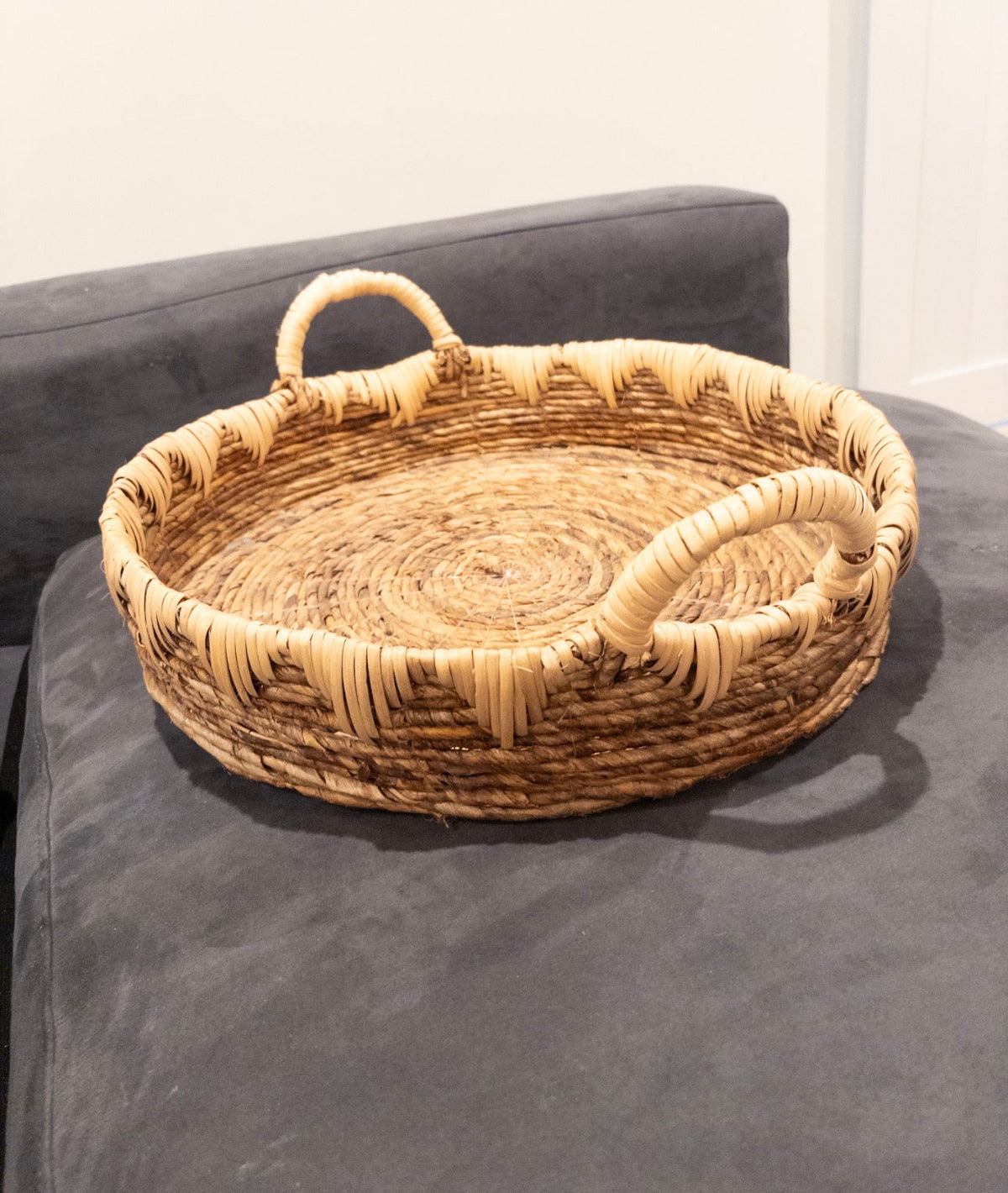 #36 large whicker basket GUC
