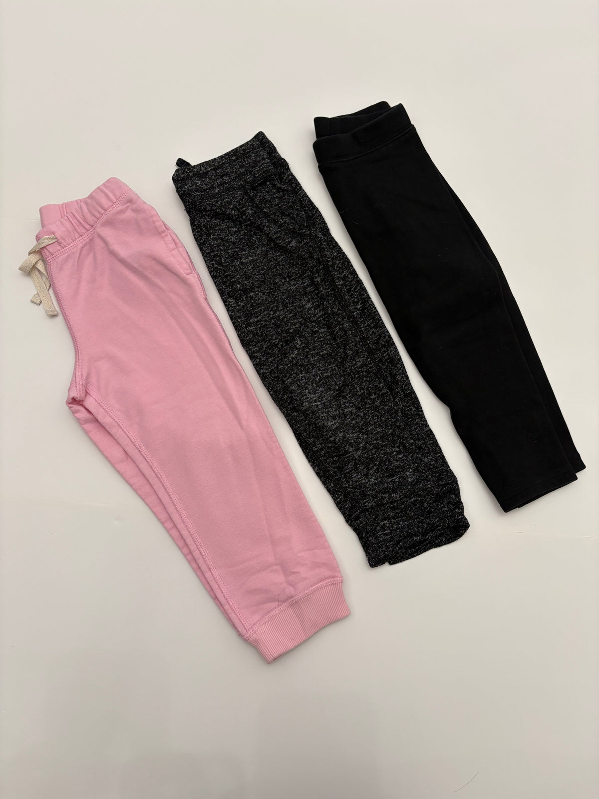 #121 girls 3T pull on pants set of 3, Cat&Jack, Jumping Beans, Baby Gap, VGUC