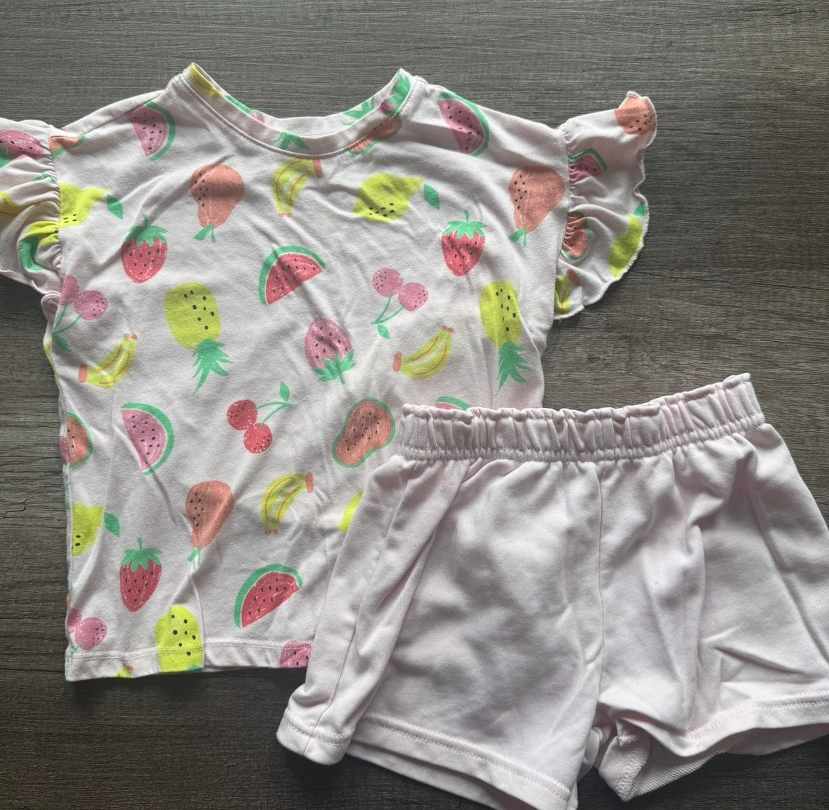 #140- 4T Granimals Fruit Outfit