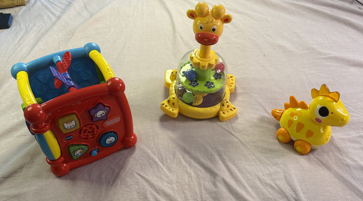 #103 Vtech Cube Bundle