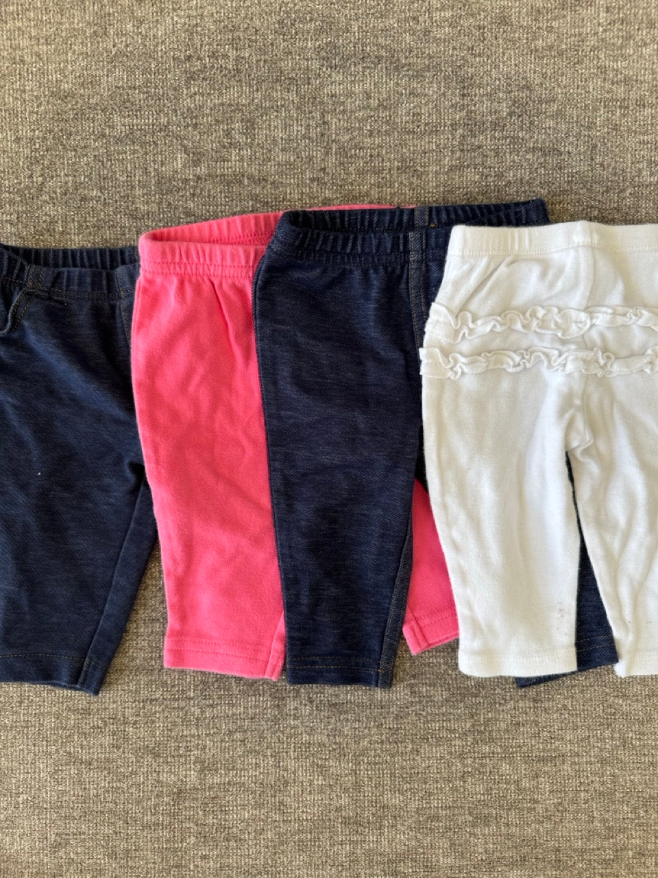 Seller #114 Carters leggings bundle girls size 3 months
