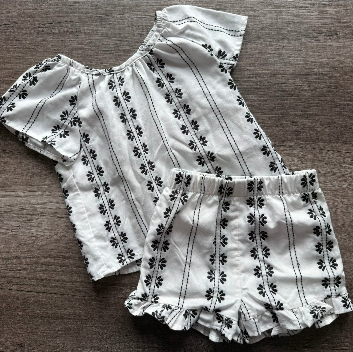 #140- 4T Rachel Zoe Outfit