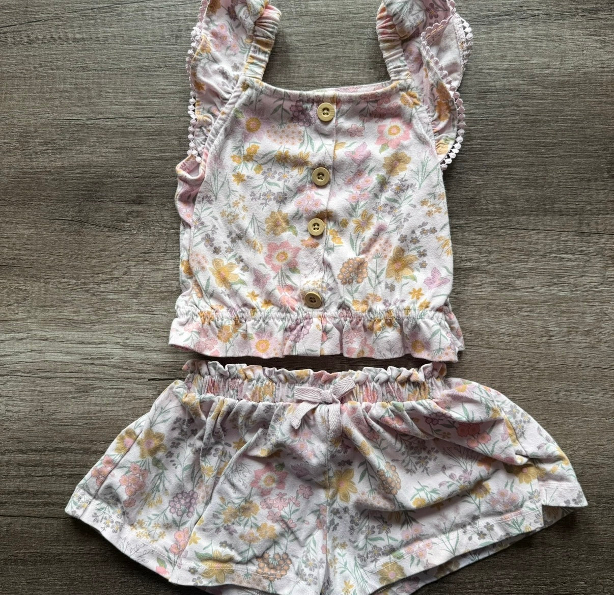 #140- 4T Outfit