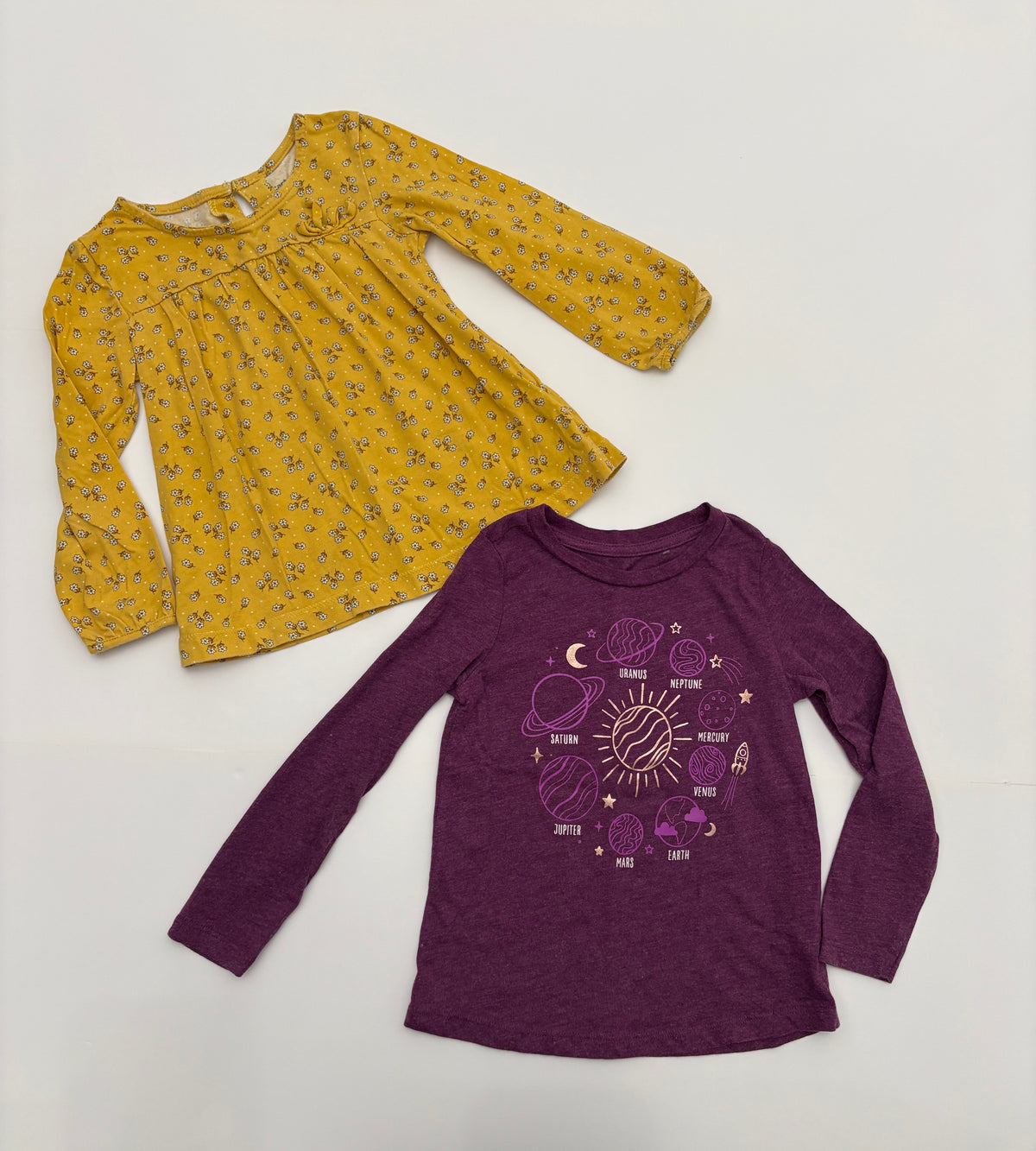 #121 girls 3T set of 2 shirts, Carter's yellow and Dip purple planets, GUC/VGUC