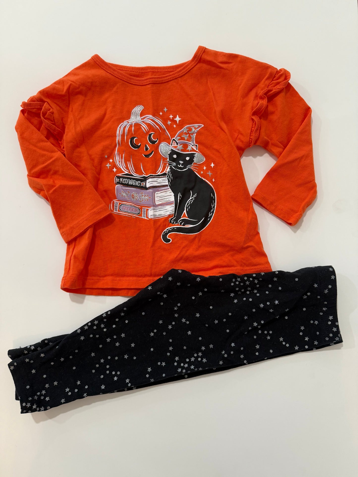 #50 • Girls • Carter’s • 18 Months • EUC