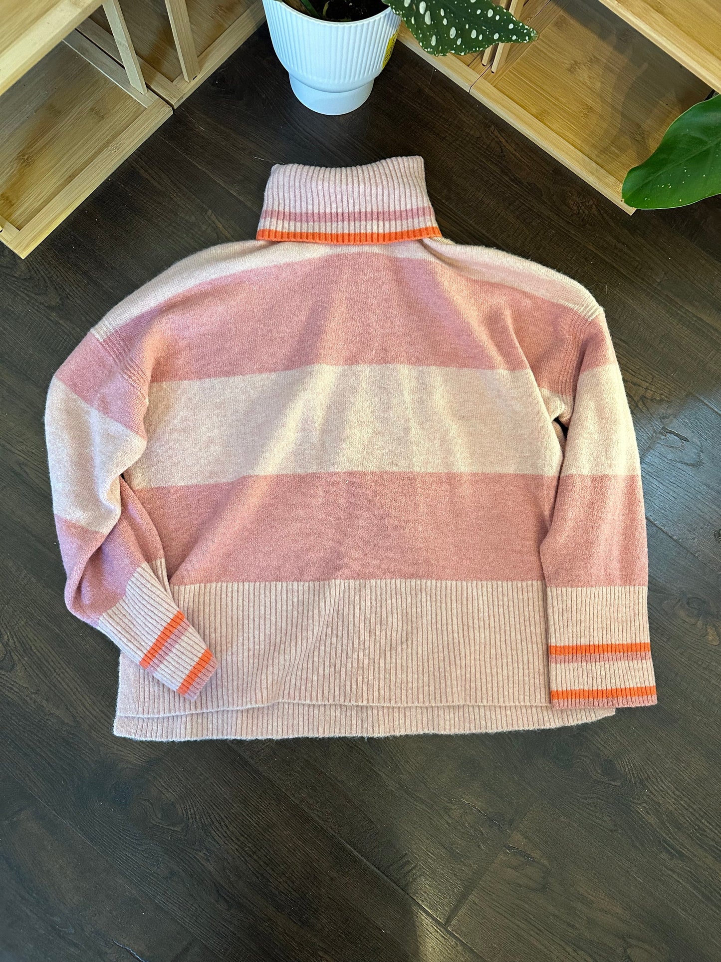 #161 Women’s Size XS JCrew Pink Striped Turtleneck Sweater(Reduced!)