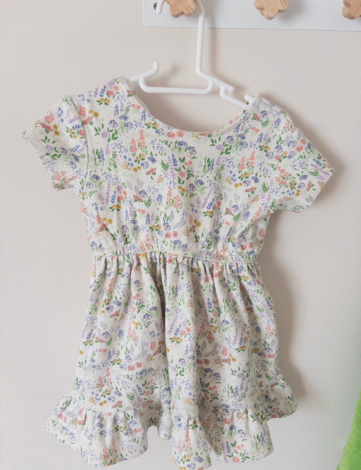 #36- 2t girls magnetic me floral dress EUC