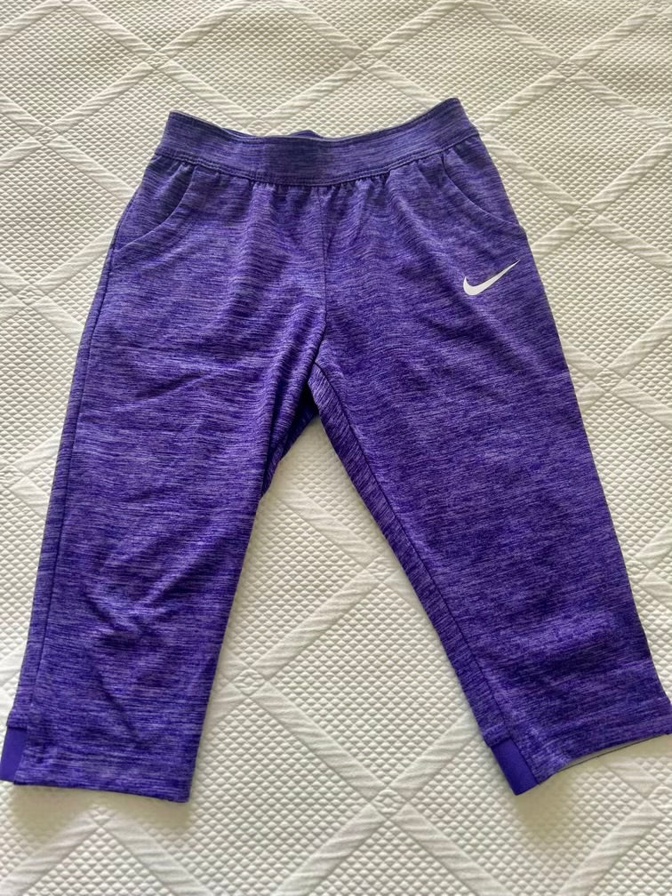 #8 Girl's Nike Purple Capri Pants/Size 6