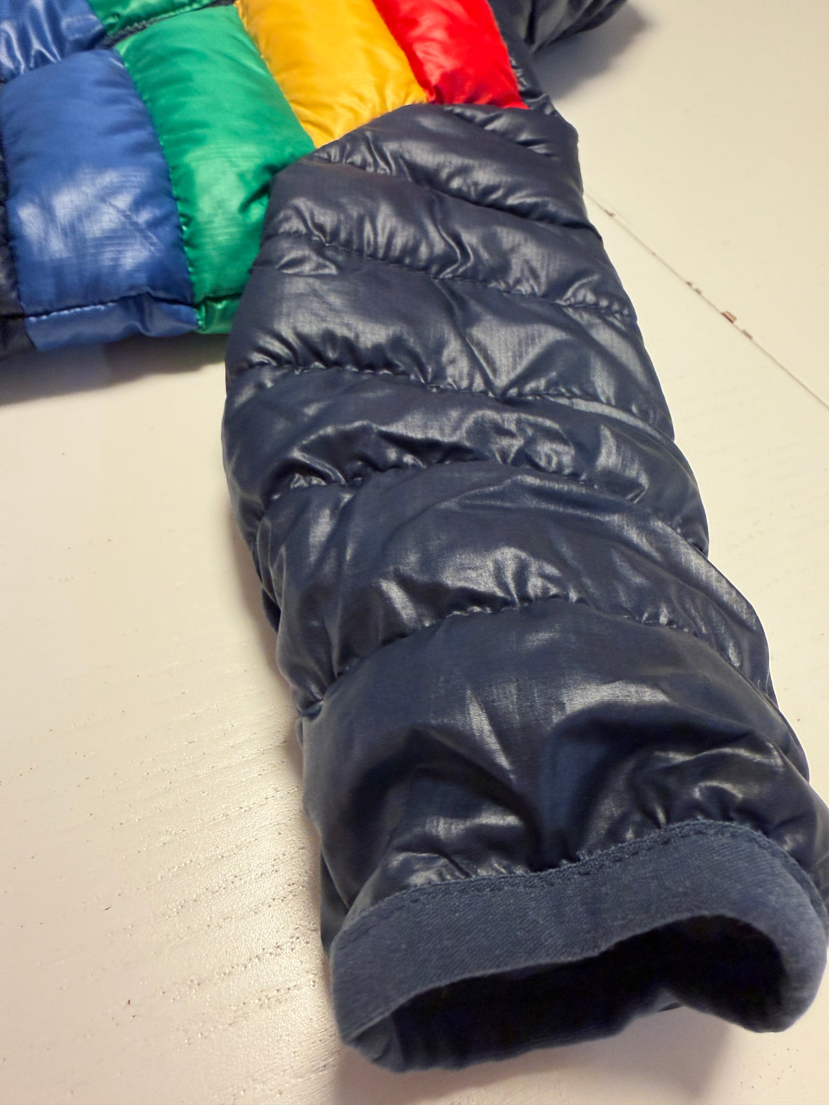 #93 Primary snowsuit LIKE NEW size 0-6 months