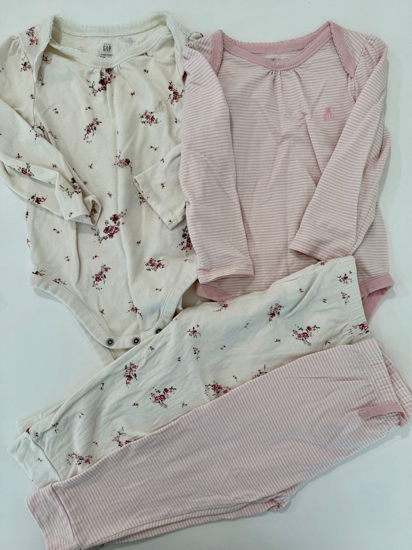 #50 • Girls • Baby Gap • 18-24 Months • EUC