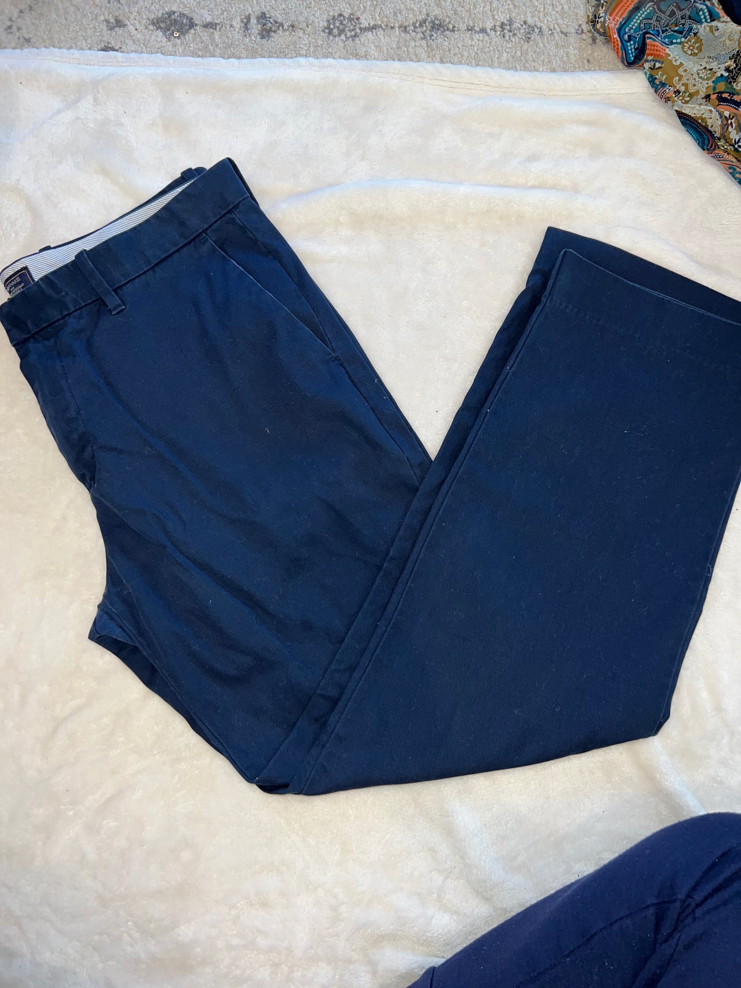 #46 Mens 35/30 navy GAP pants