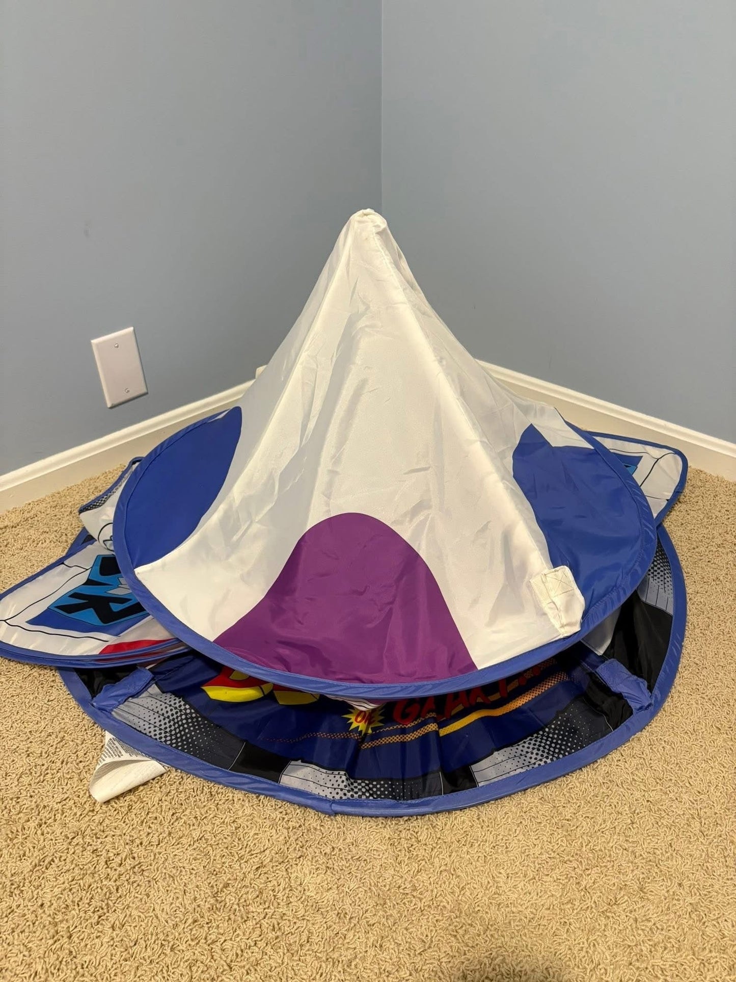 #133 **REDUCED** Buzz Lightyear Tent