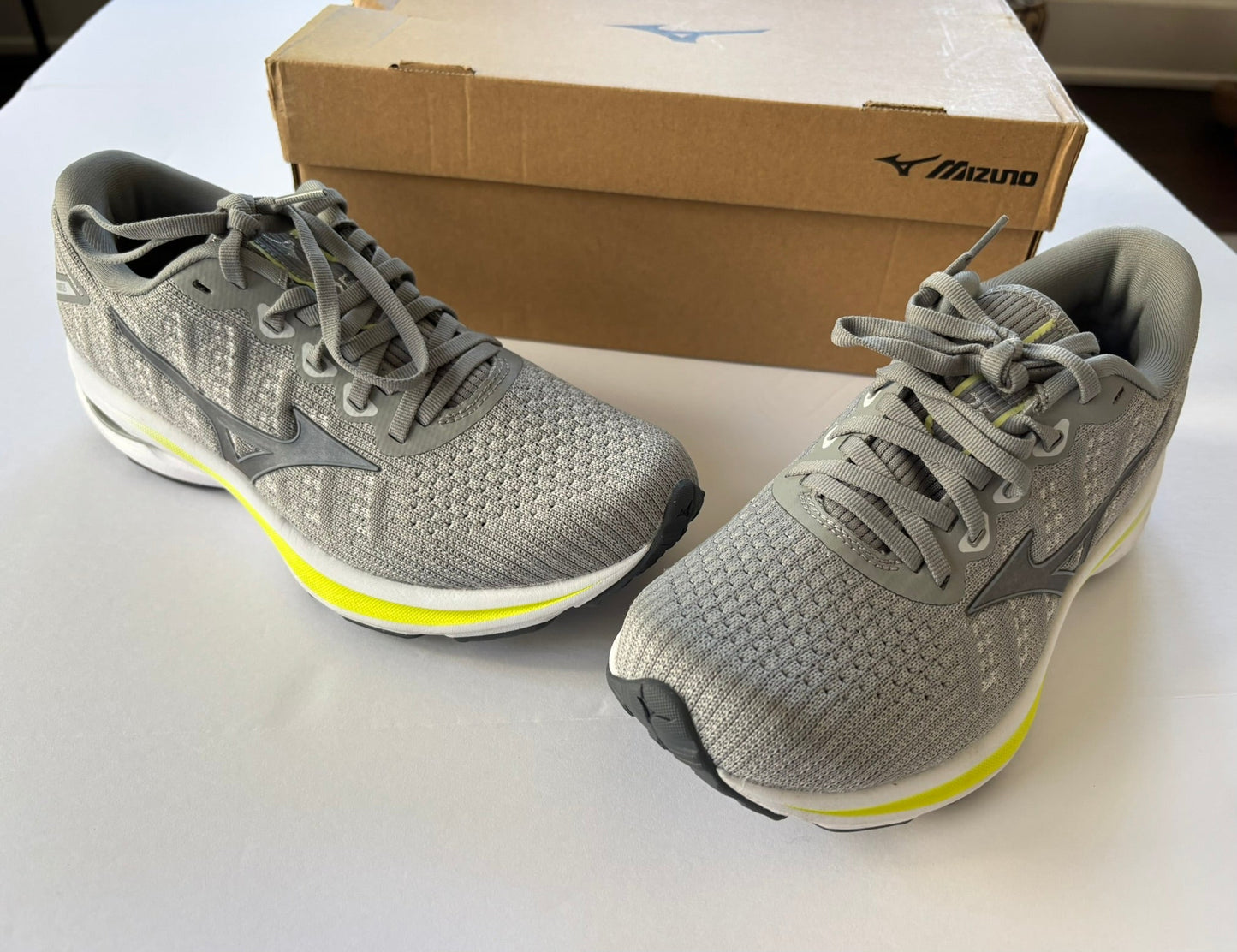 #101 Mizuno Gray Wave Rider Running Shoes Women’s Size 7