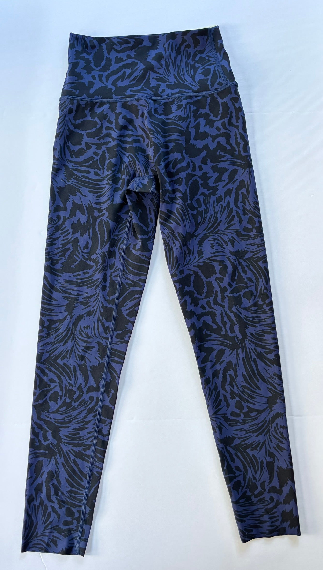 #101 *REDUCED* NWT Aerie Offline Hi-Rise Short Purple Zebra Yoga Pants Women Size S