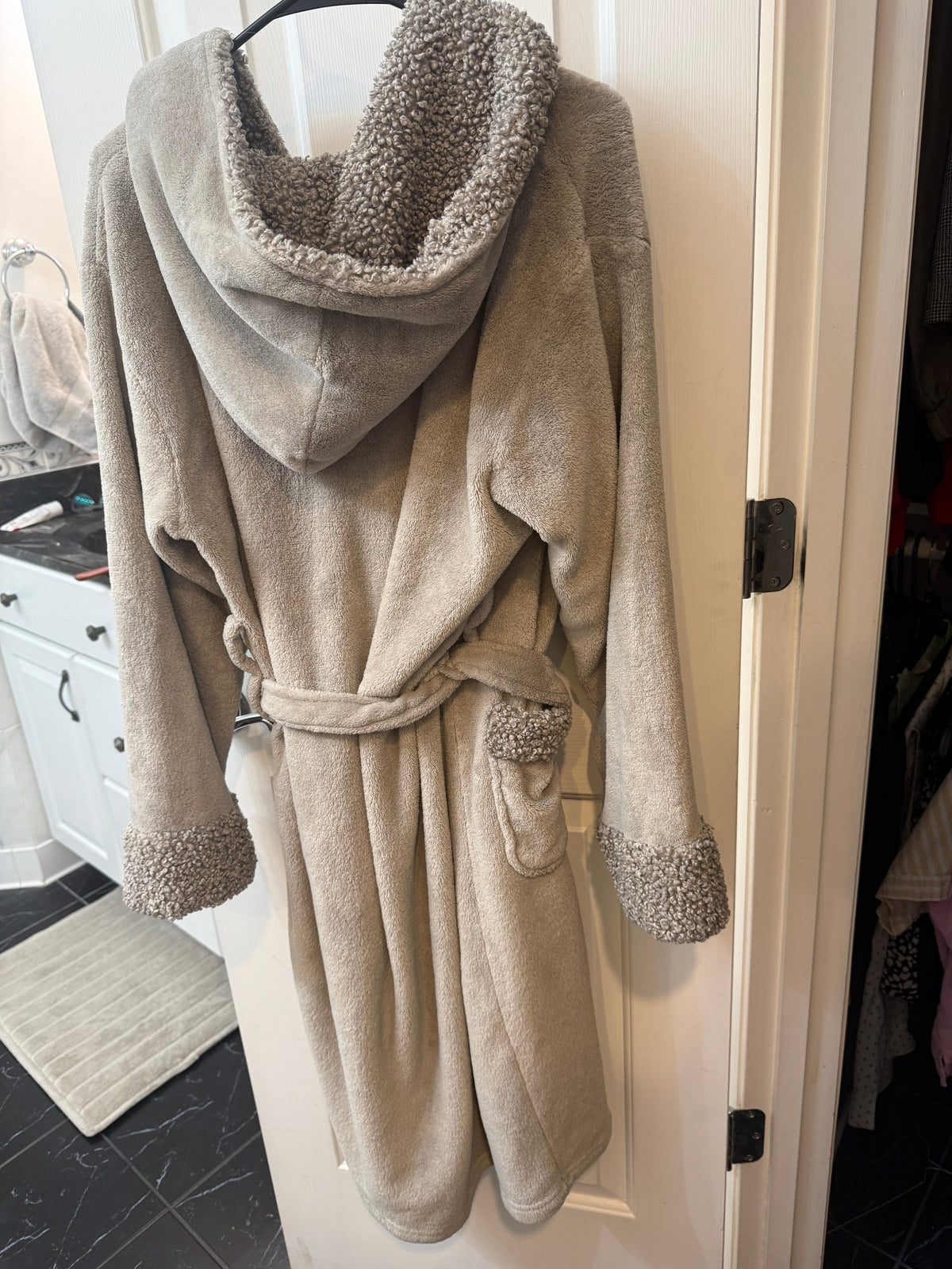 #51 Women's Pottery Barn Luxury Spa Bathrobe One Size