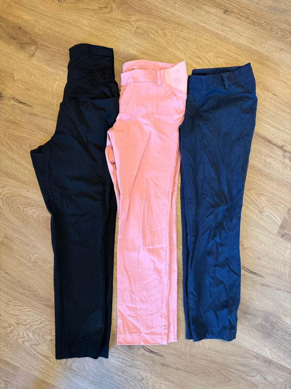 Seller #114 Old Navy pixie slim fit pants size medium black over belly and pink and navy under belly