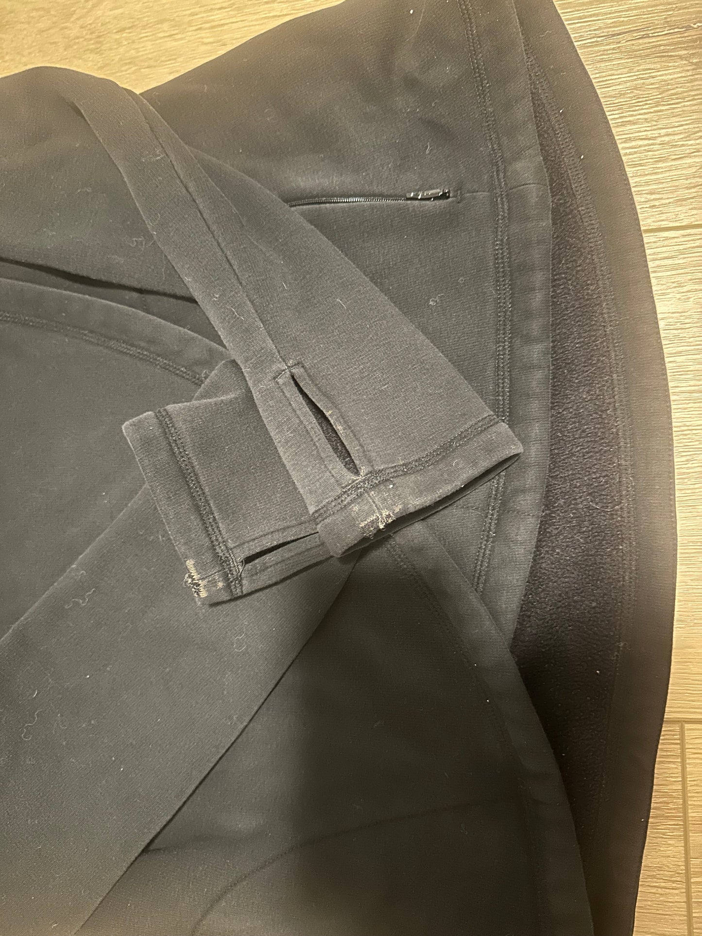 #161 Women’s Size Small Athleta Black Quater Zip (Reduced!)