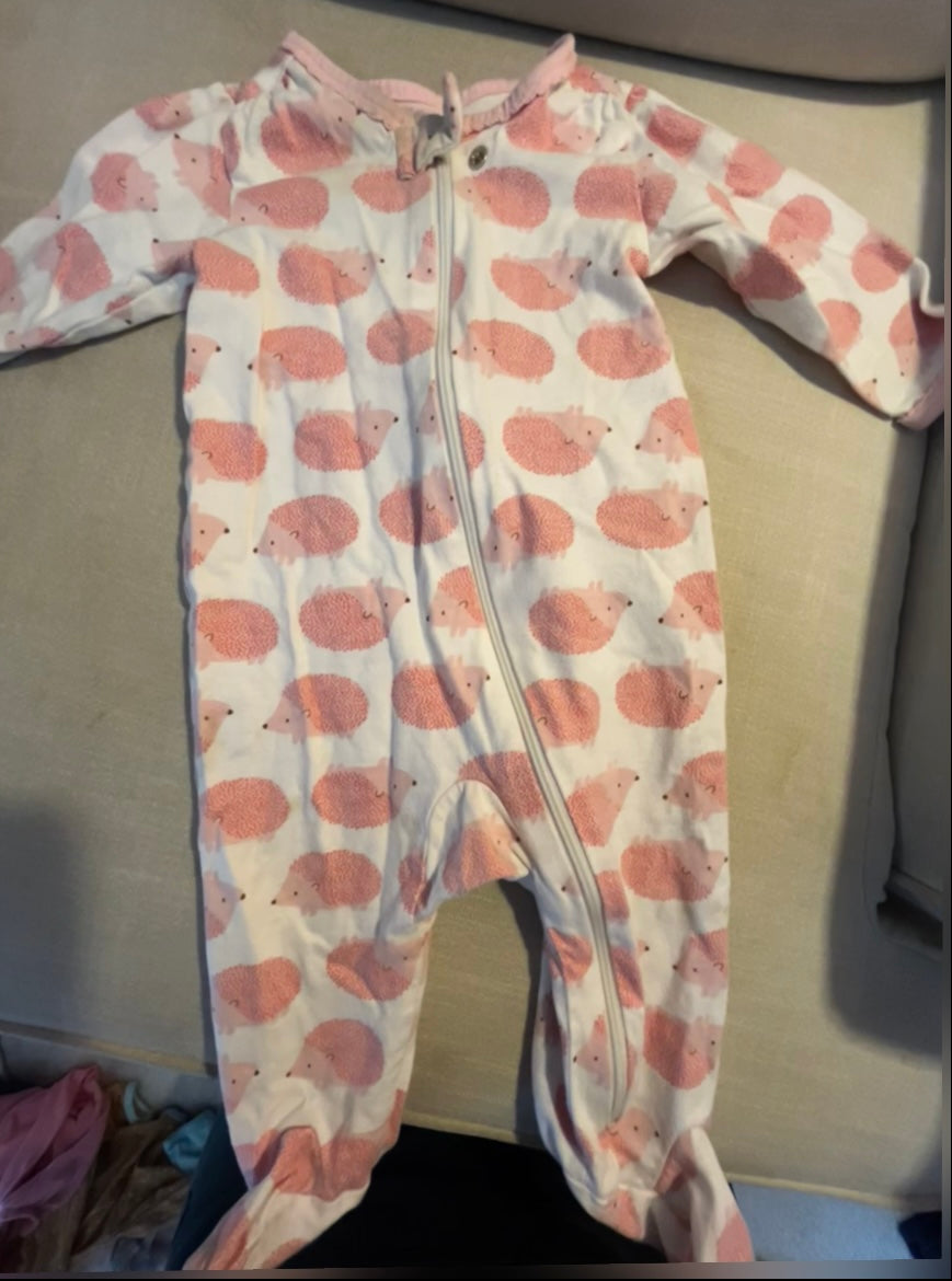 #35 Pink hedgehog footie 6m Reduced!
