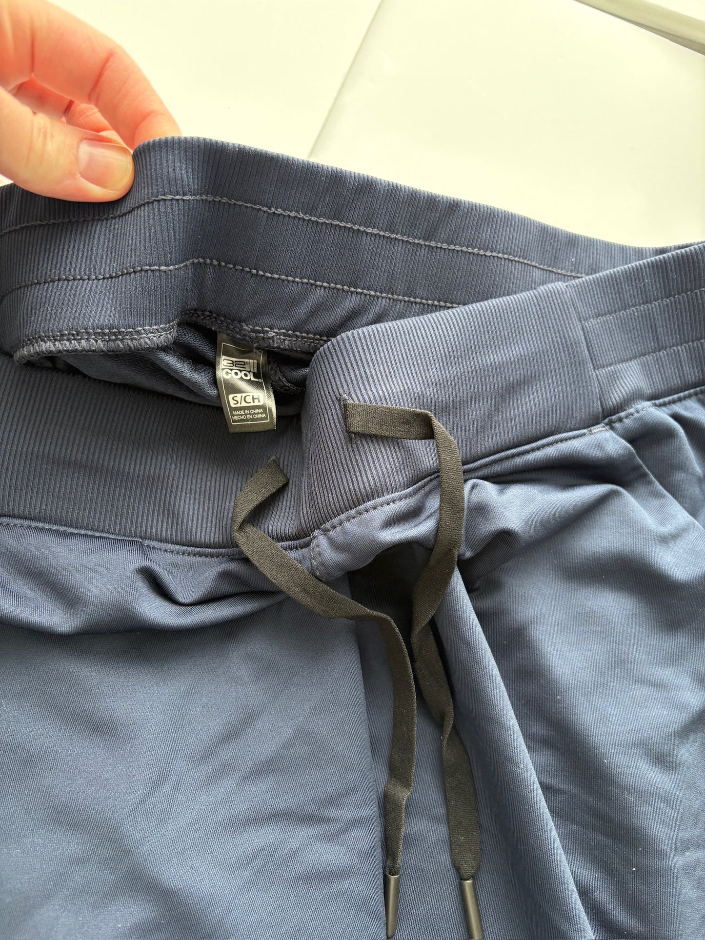 Seller #105 - Women's Small Navy Blue 32 Degrees Joggers EUC