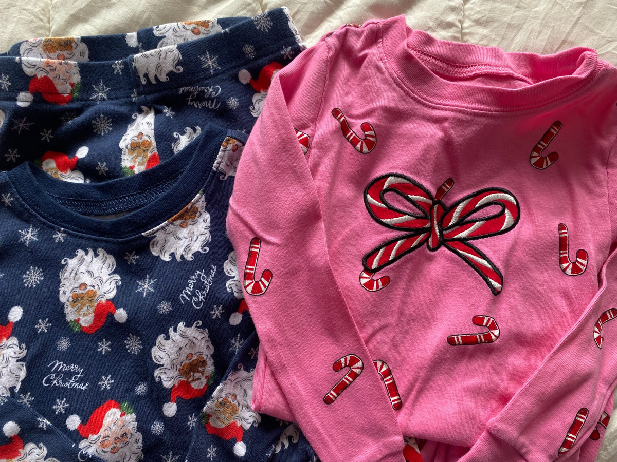 Seller 59 set of 2 girls holiday 3T pajamas