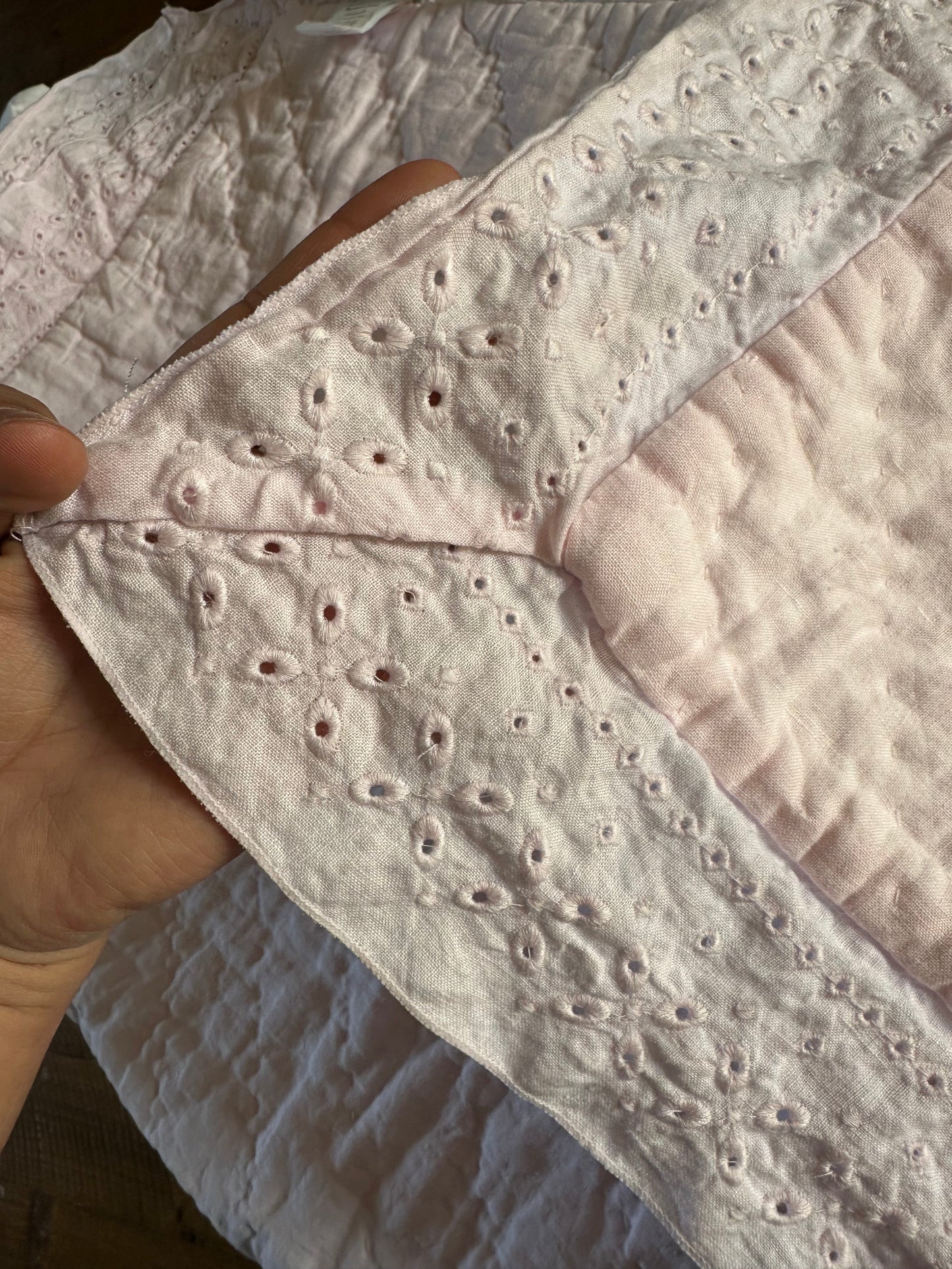 #88 pottery barn baby crib quilt and ruffle crib skirt in baby pink NWT