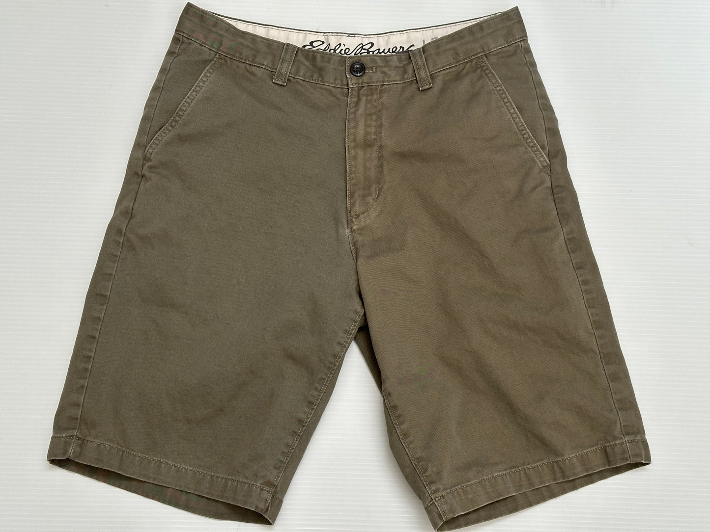 #65 Eddie Bauer Men’s 32 Green Shorts