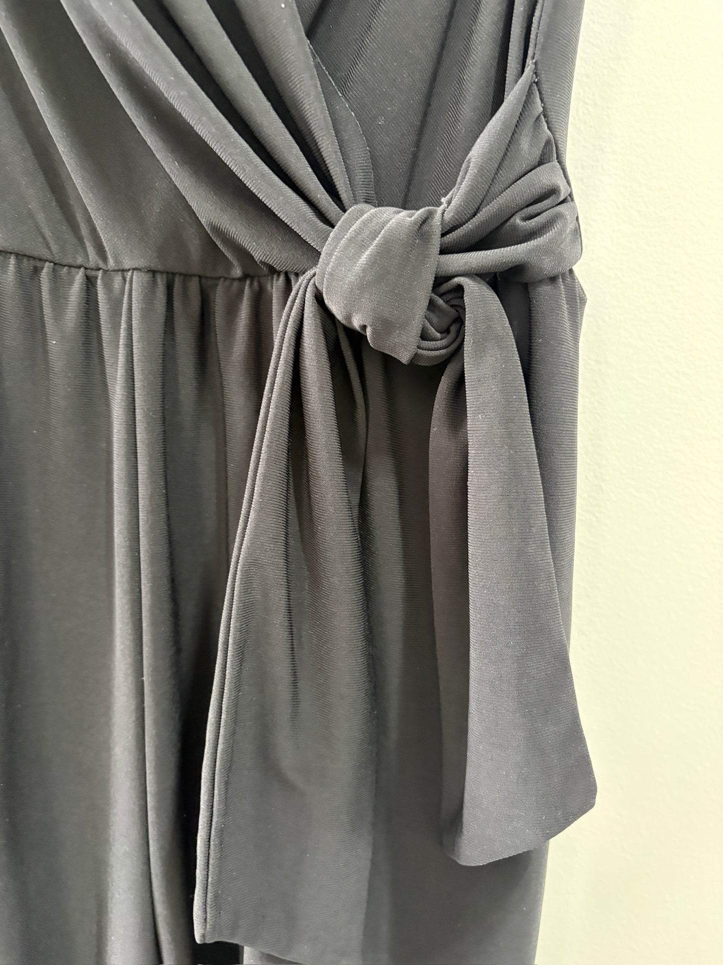 Seller #105 - Women's Medium Black Annalee + Hope Sleeveless Romper