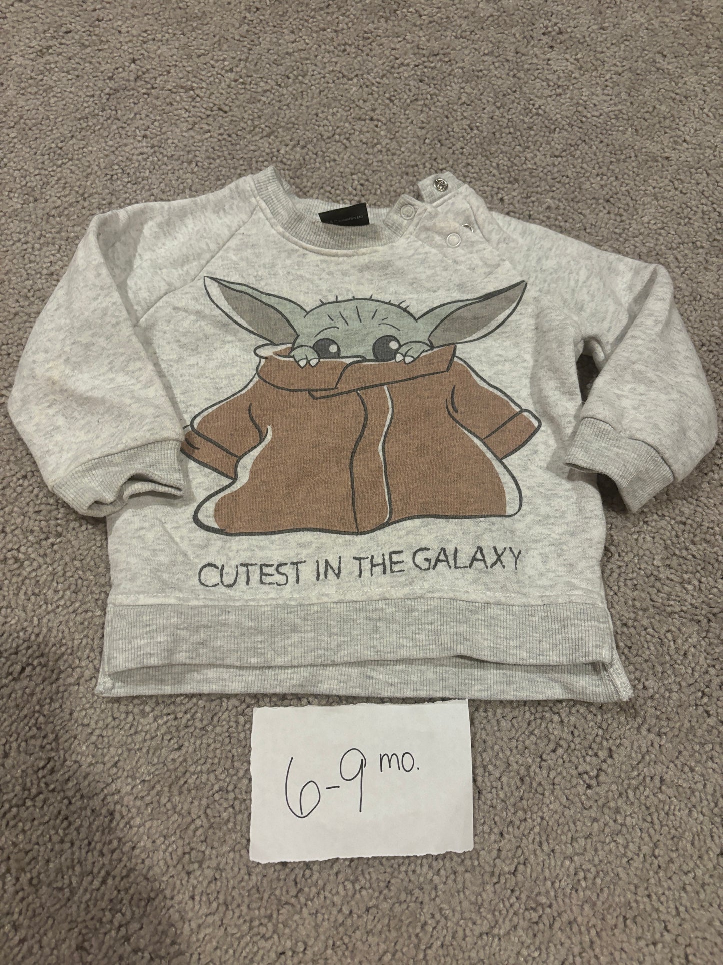 #138 - 6-12 Mo - VGUC Baby Yoda Sweatshirt - PU 45236