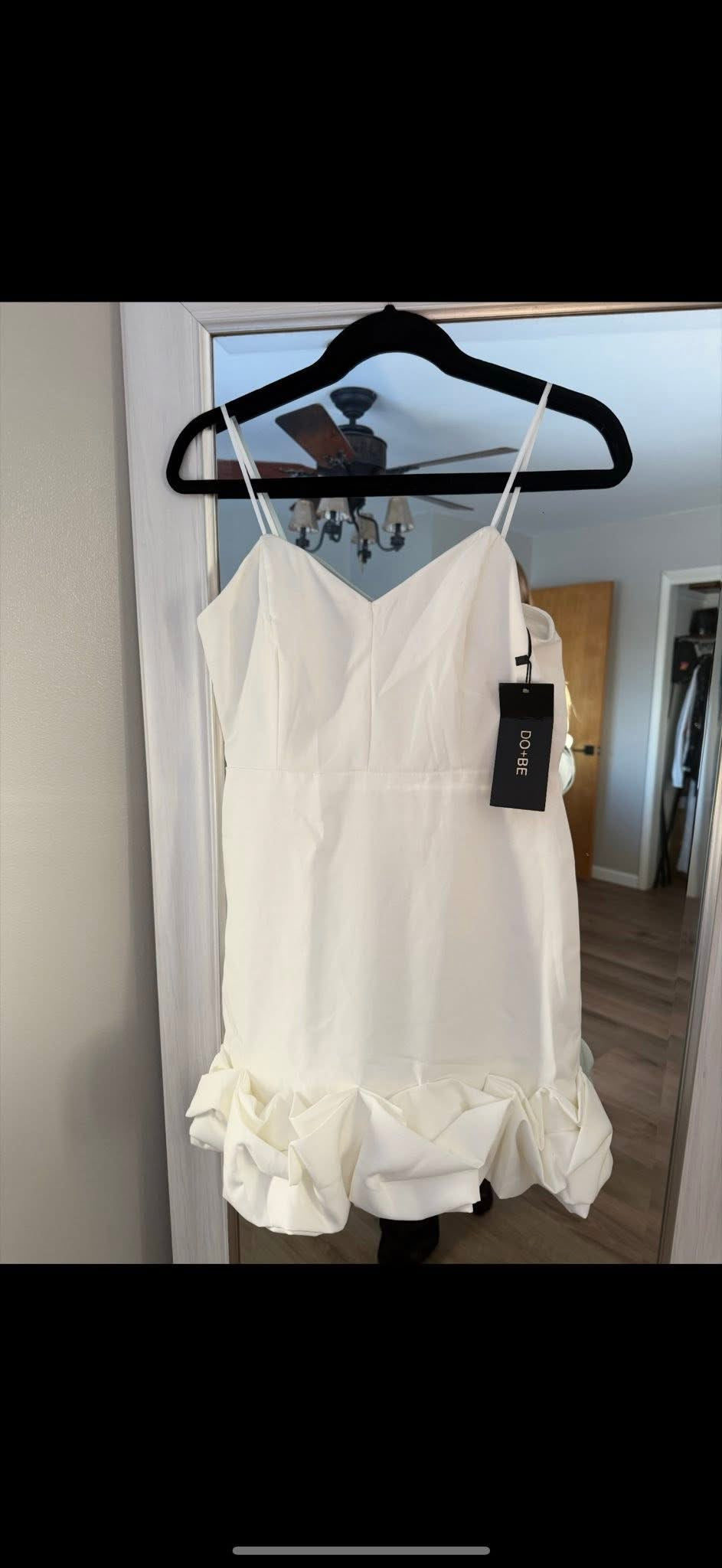Seller #30 - Bella&Bloom Boutique Women's White strapless Ruffle Dress - Size Large NWT