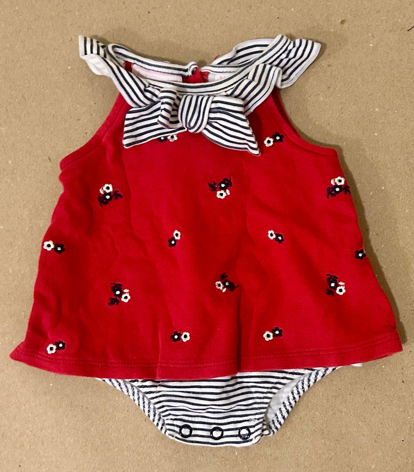 #15 0-3m Red/White/Blue Floral Outfit