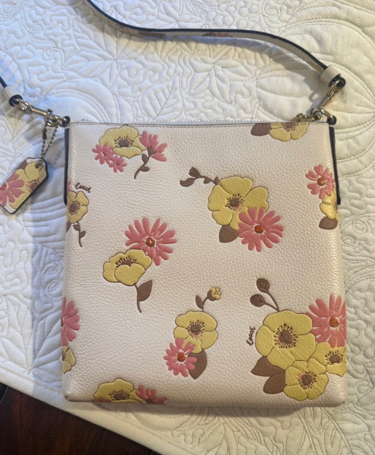 #51 NEW Coach Kitt Floral Leather Crossbody