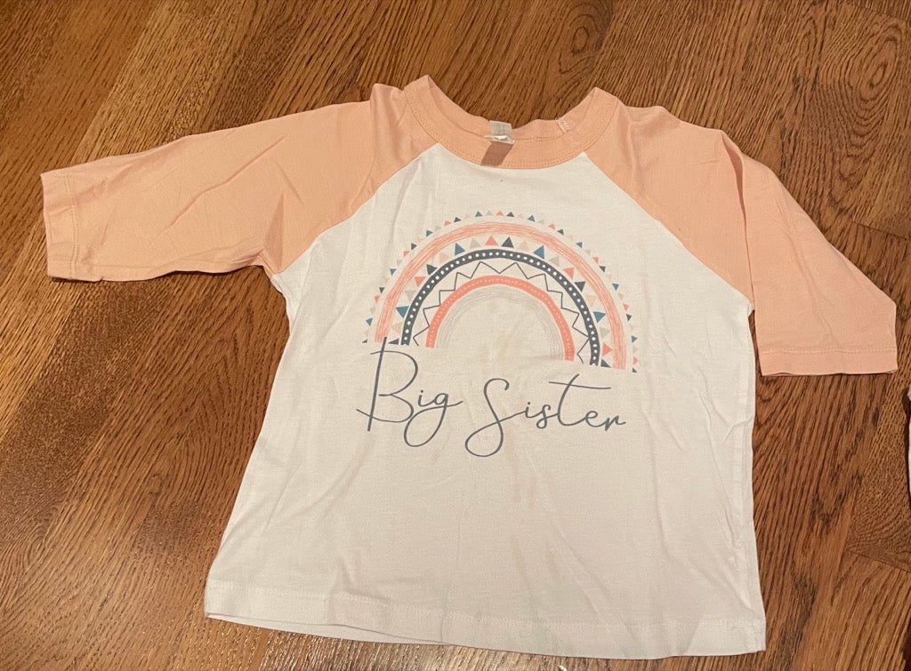 #57 girls creamy pink "Big Sister" baseball T shirt with rainbow 5T
