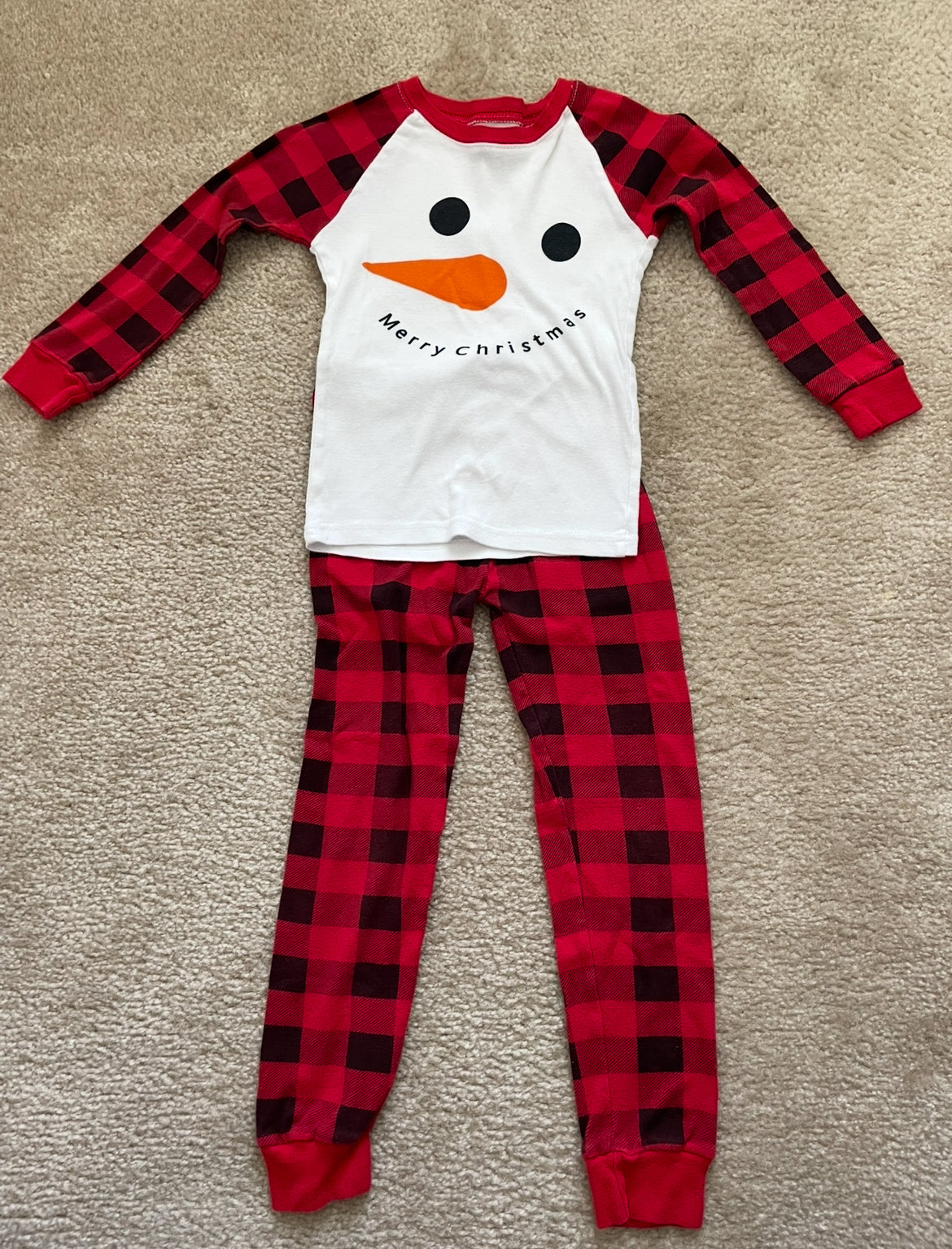 Seller 129- Girls size 6 Christmas pajamas