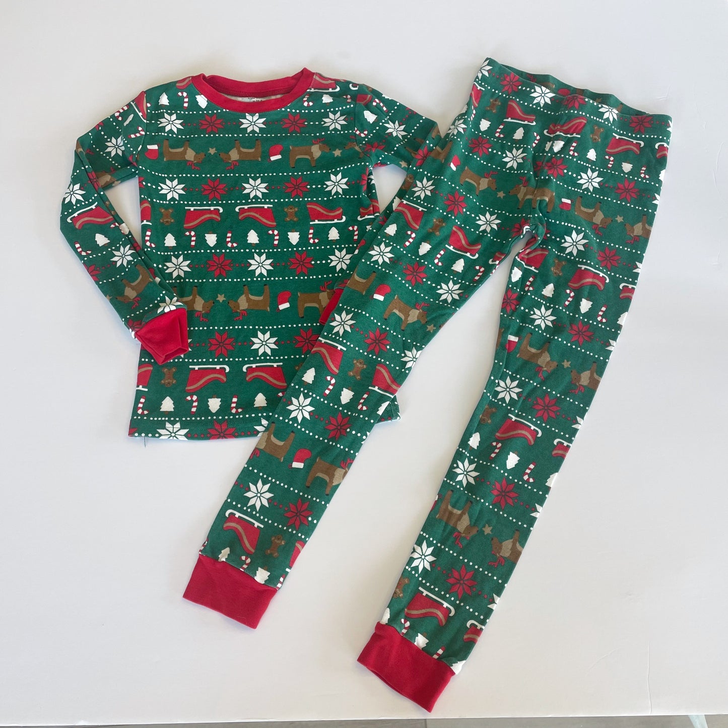 #118 | Size 8 | Carter's Boys Fair Isle Christmas Pajamas
