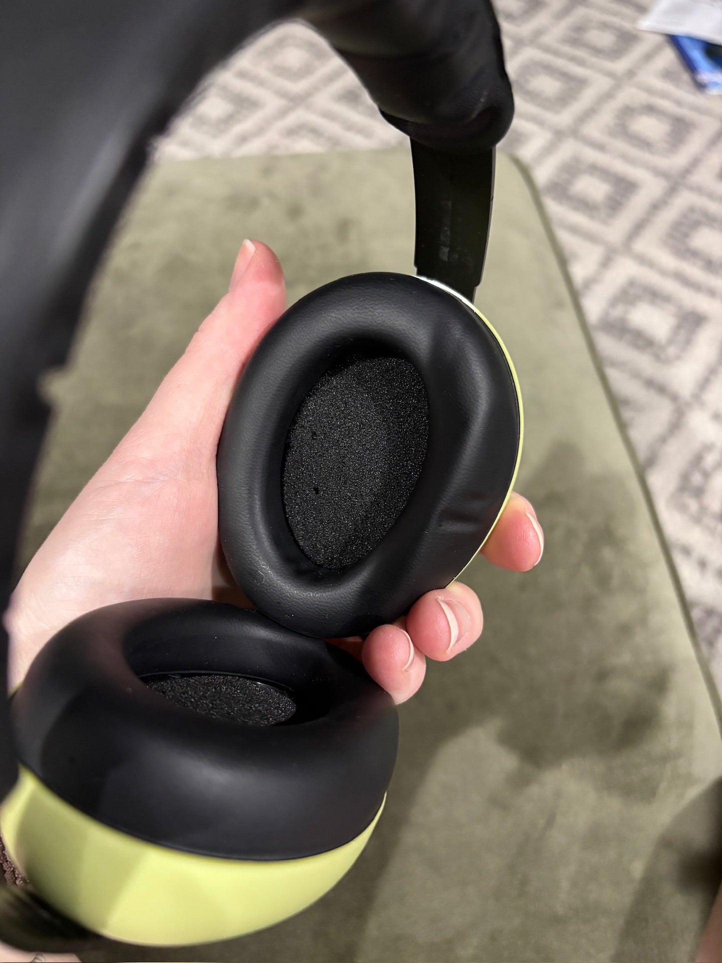 Seller #105 - Green Baby Banz Hearing Protection Earmuffs/"Headphones" GUC