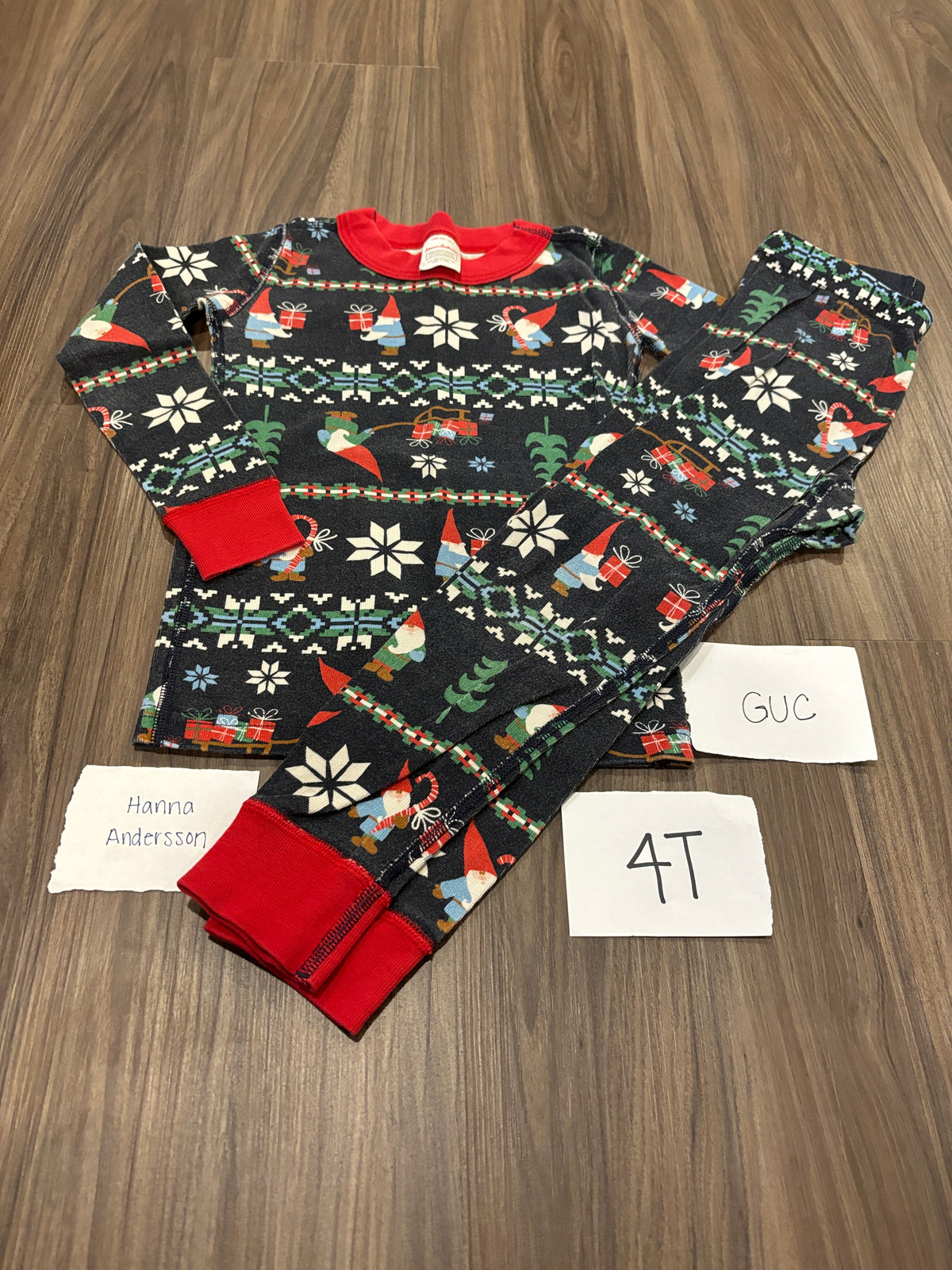 #138 - 4T GUC Hanna Andersson Gnome PJs