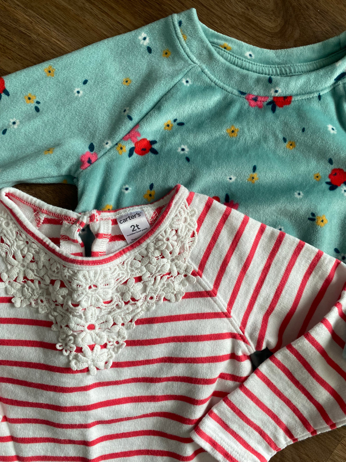 Seller 59 girls 2T bundle of sweatshirts