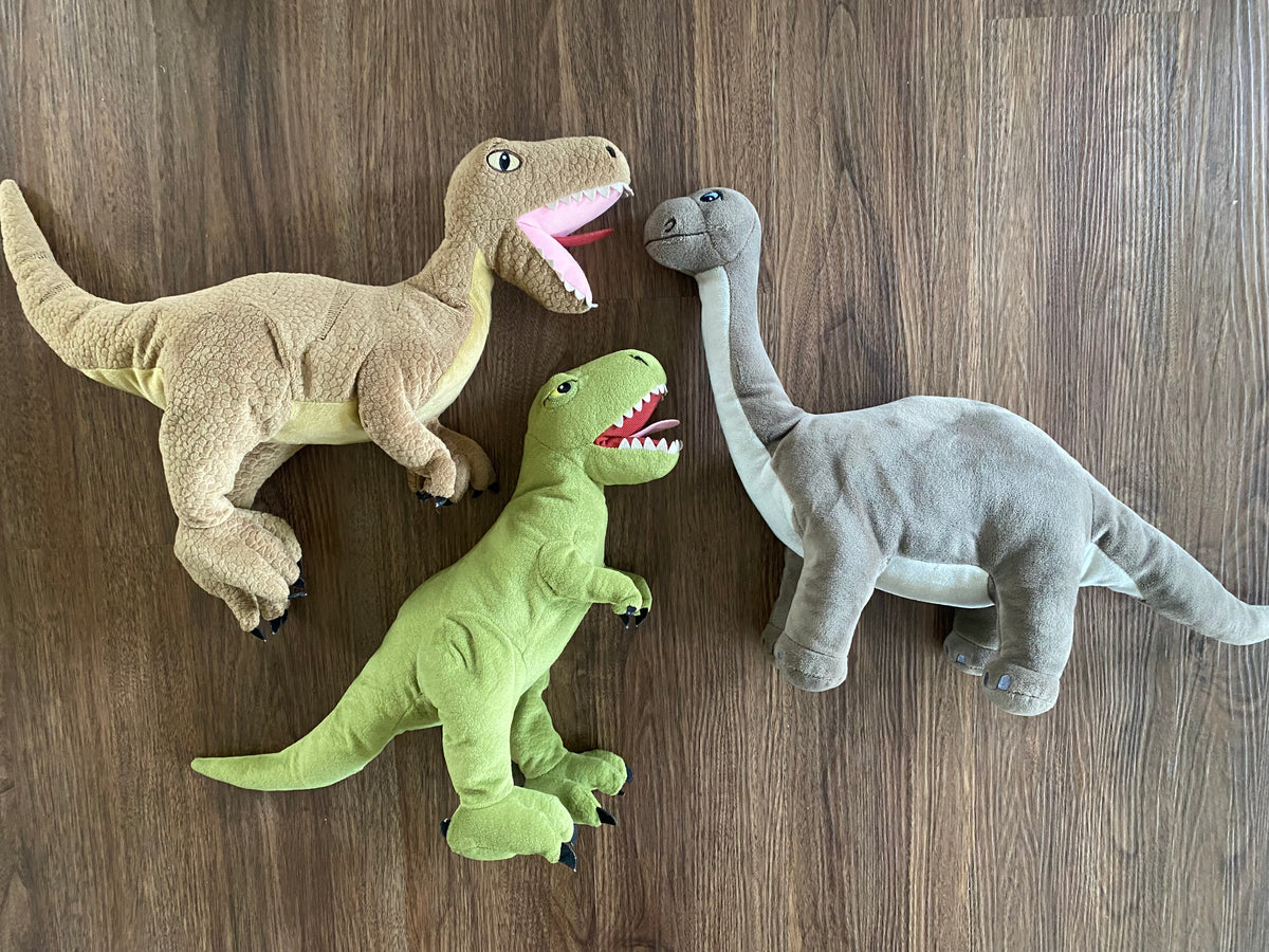 Seller 59 bundle of stuffed dinosaurs