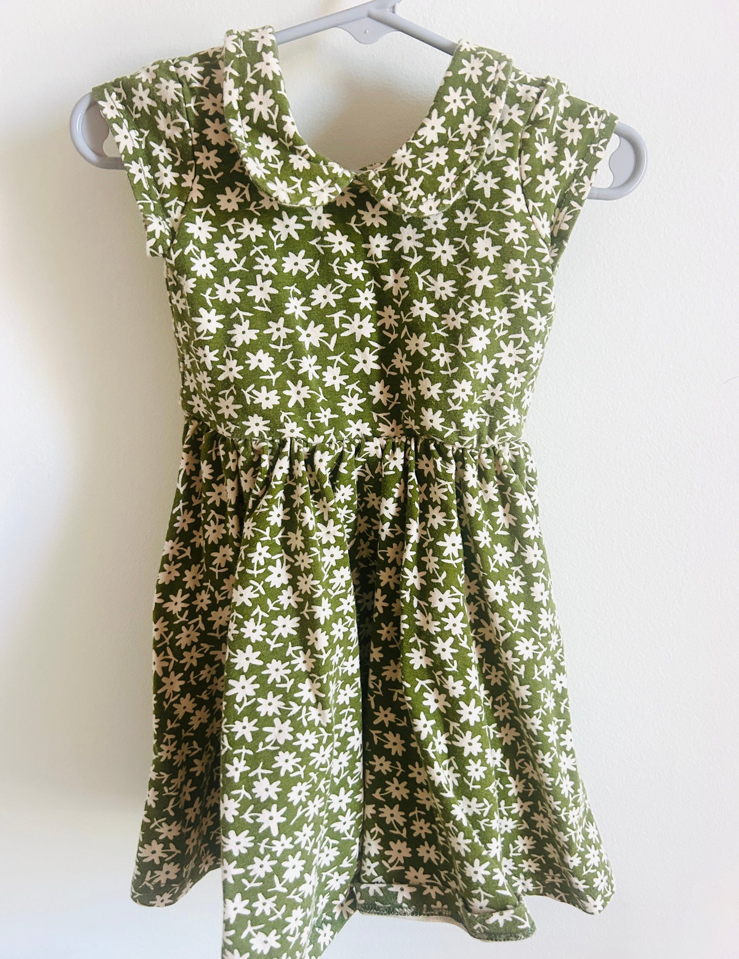 #15 REDUCED Alice + Ames 3t Peter Pan Olive Green Floral Ballet Dress EUC