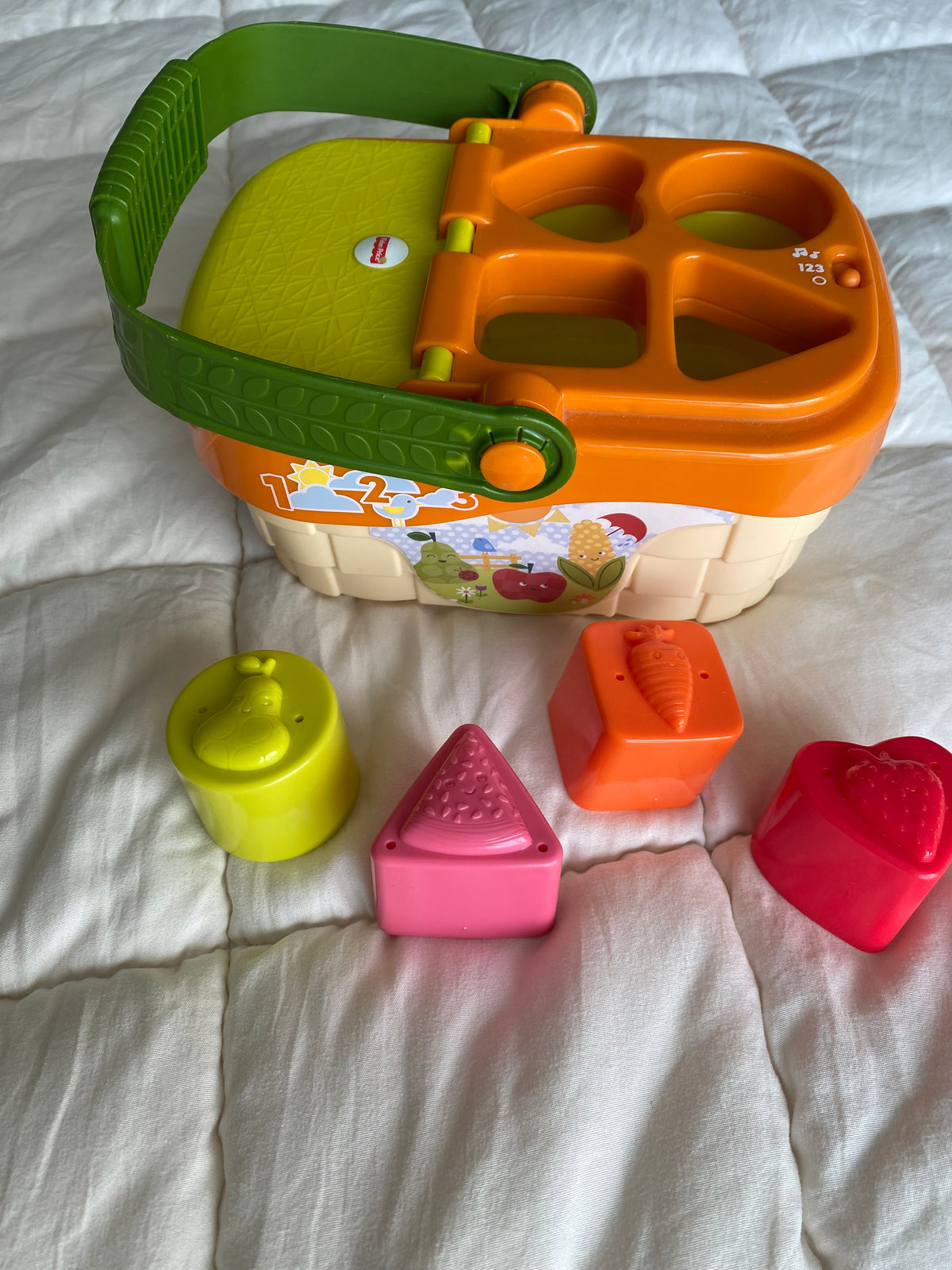 #59 Fisher Price shape sorting and singing toy