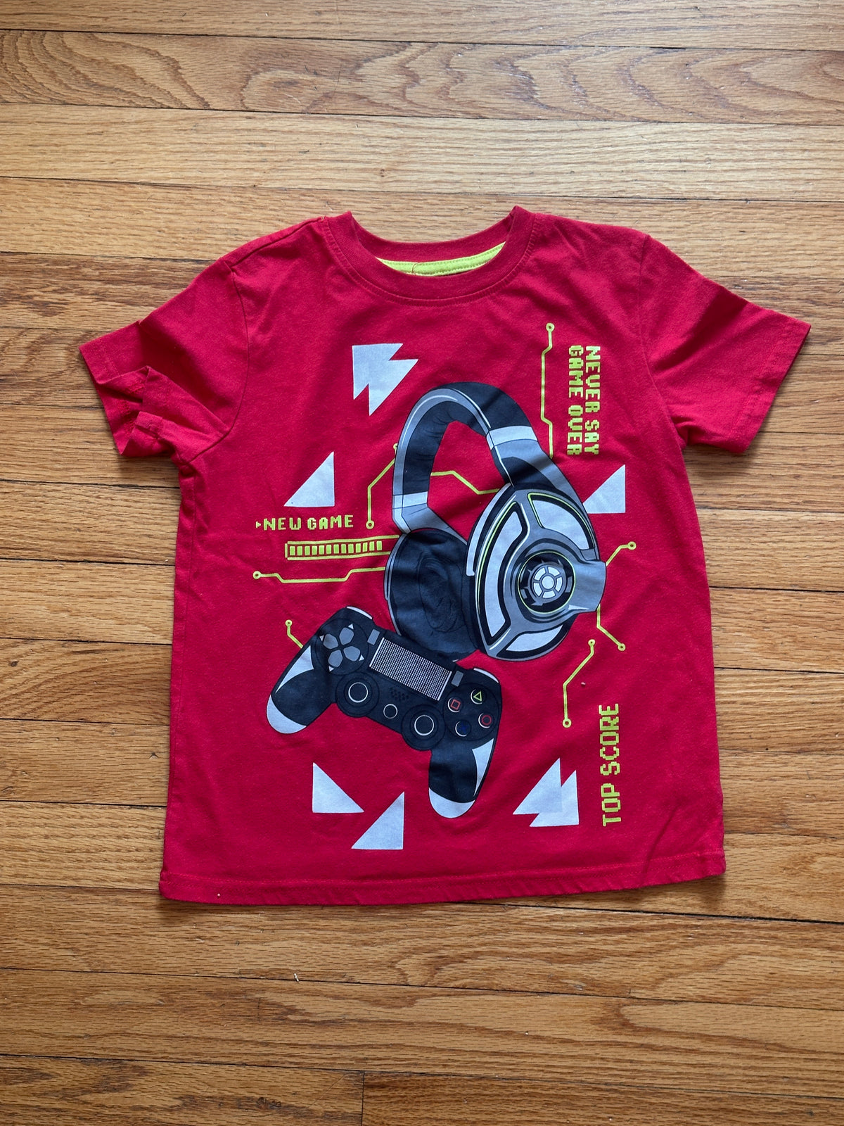 #163 Set of 2 Gamer T-Shirts - size M (8) - EUC